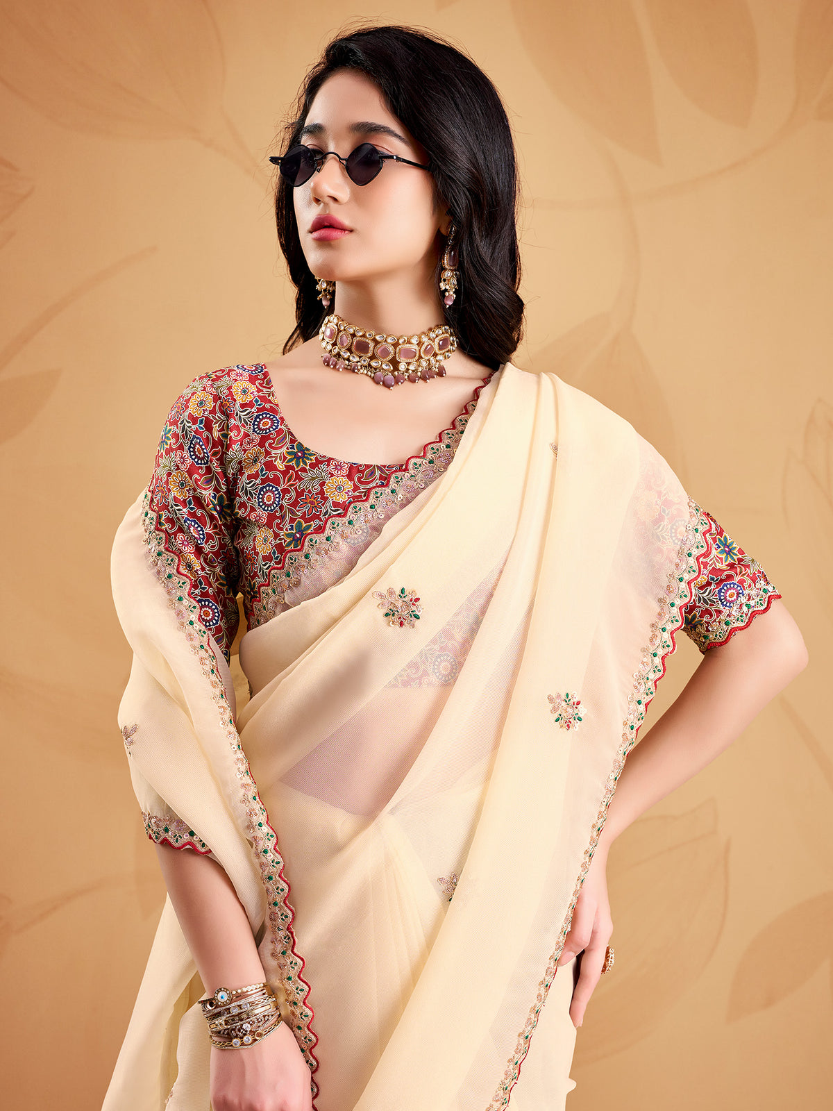 Cream Tissue saree – detail view 2