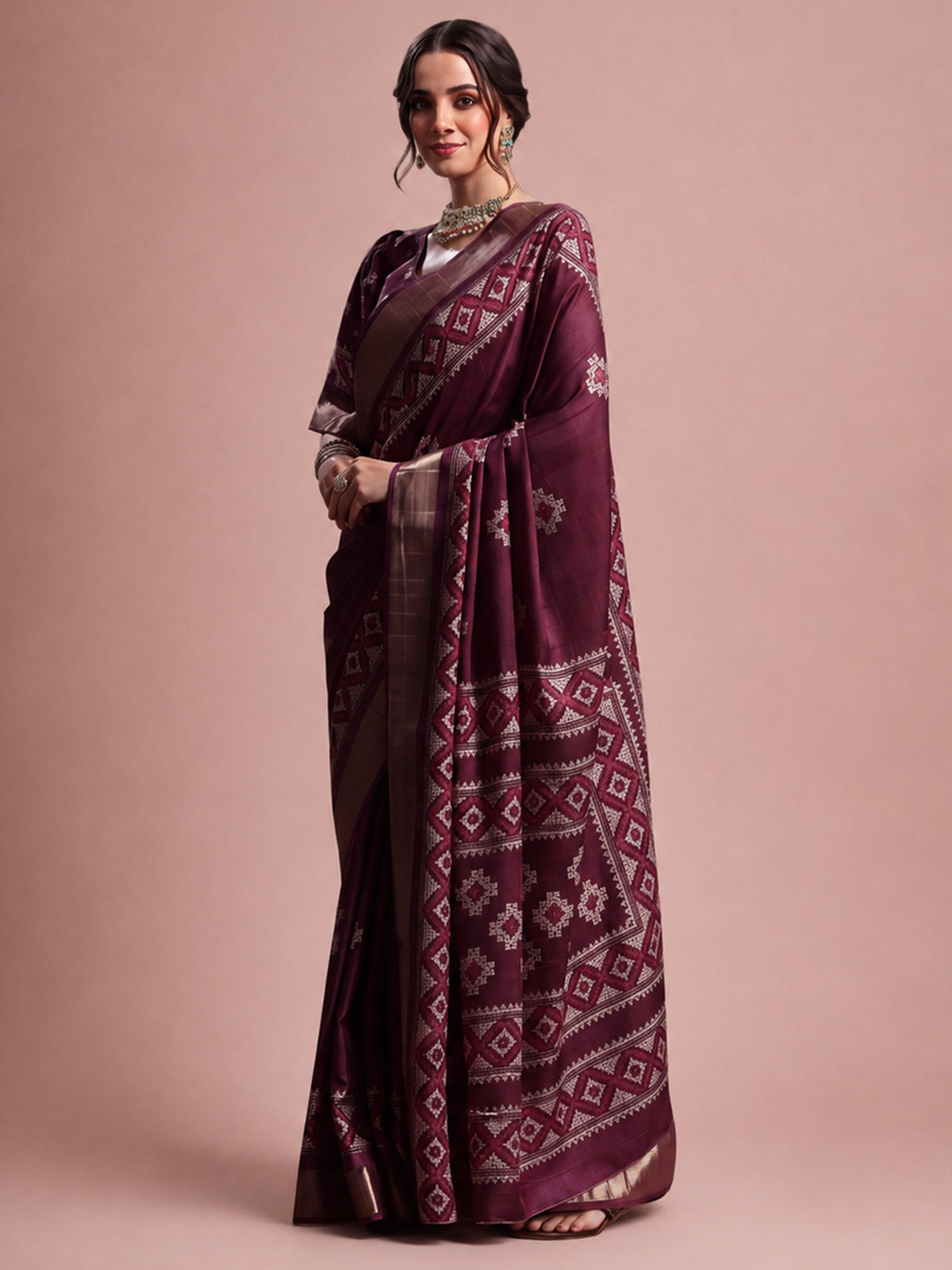 Magenta Silk Blend saree – detail view 2