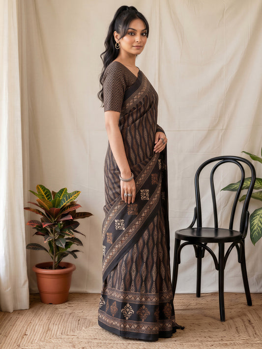 Black Silk Blend saree – detail view 2