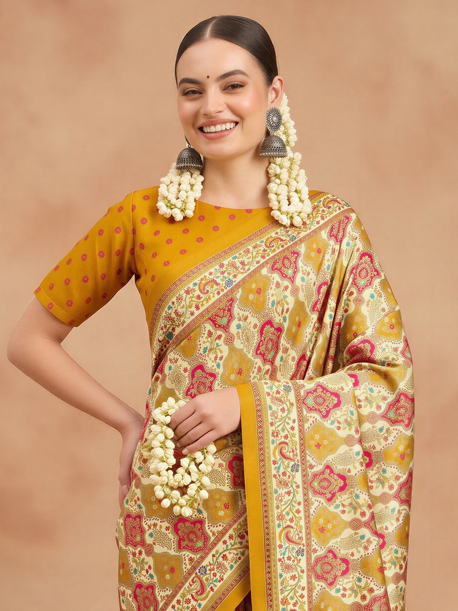 Cream Silk Blend saree – detail view 4