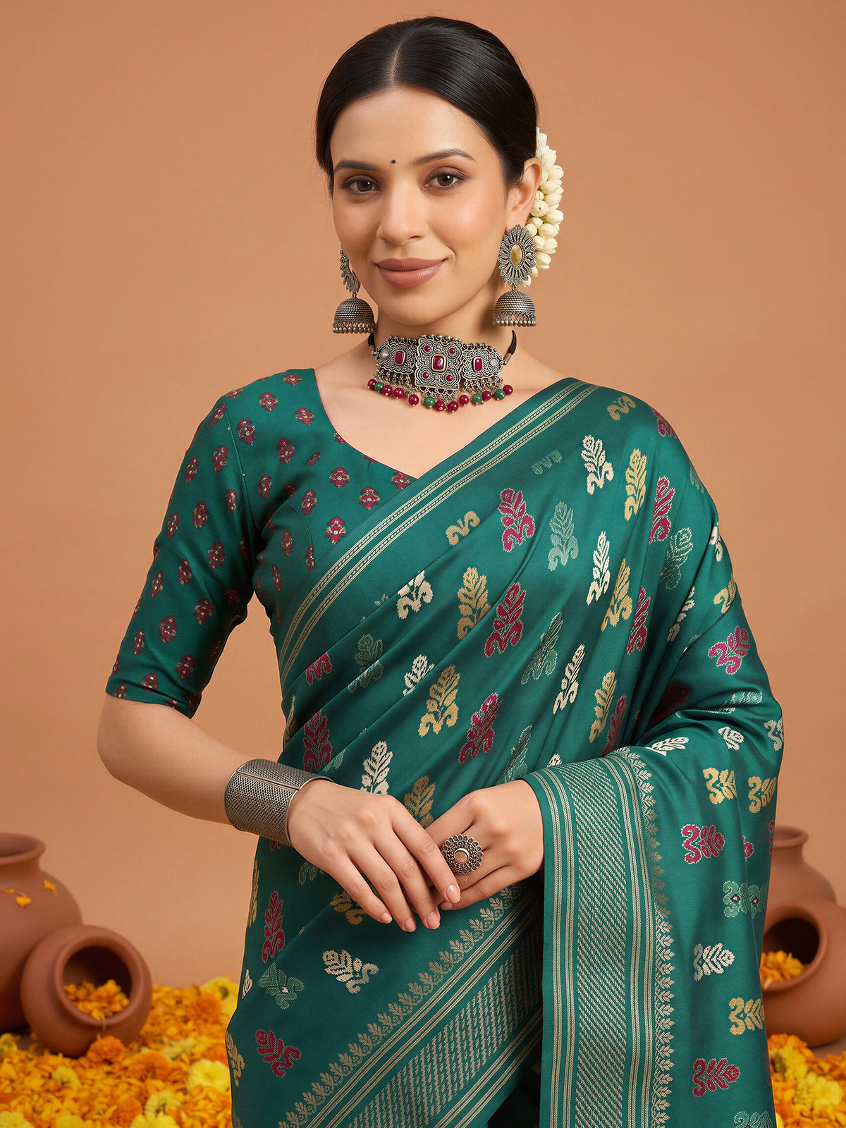 Teal Green Silk Blend saree – detail view 4