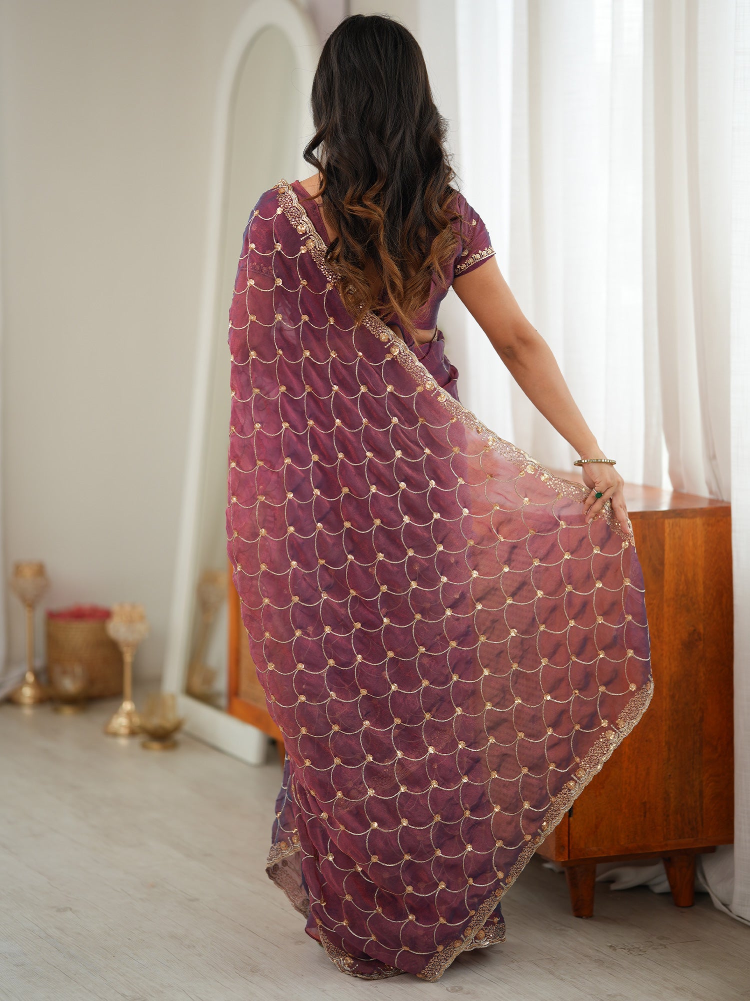 Wine Tissue saree – detail view 1