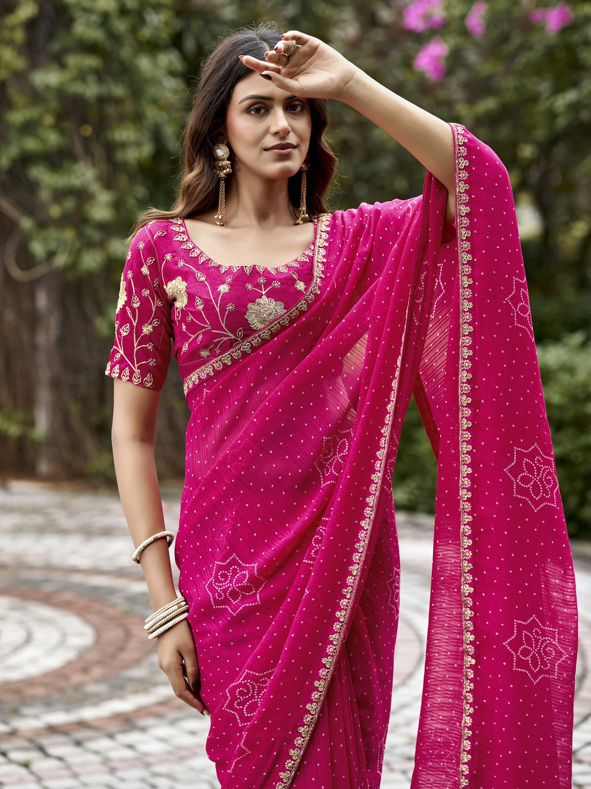 Pink georgette saree view 3