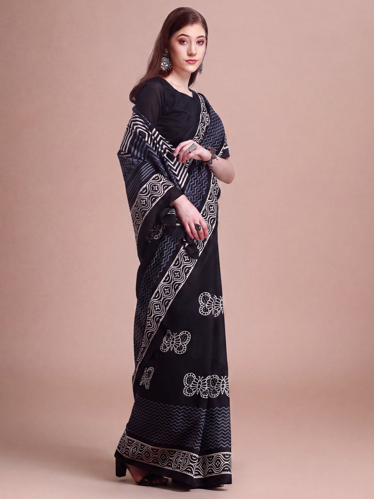 Black Bhagalpuri Silk saree – detail view 2