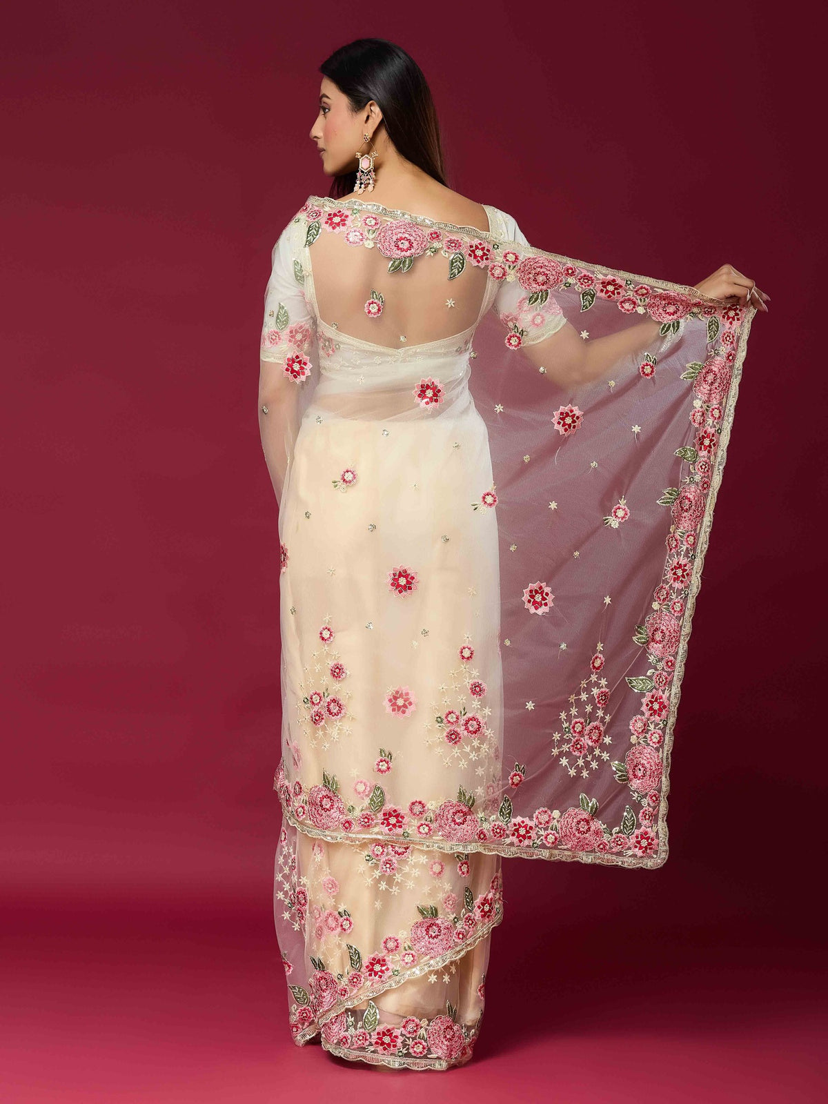 Off White Net saree – detail view 5