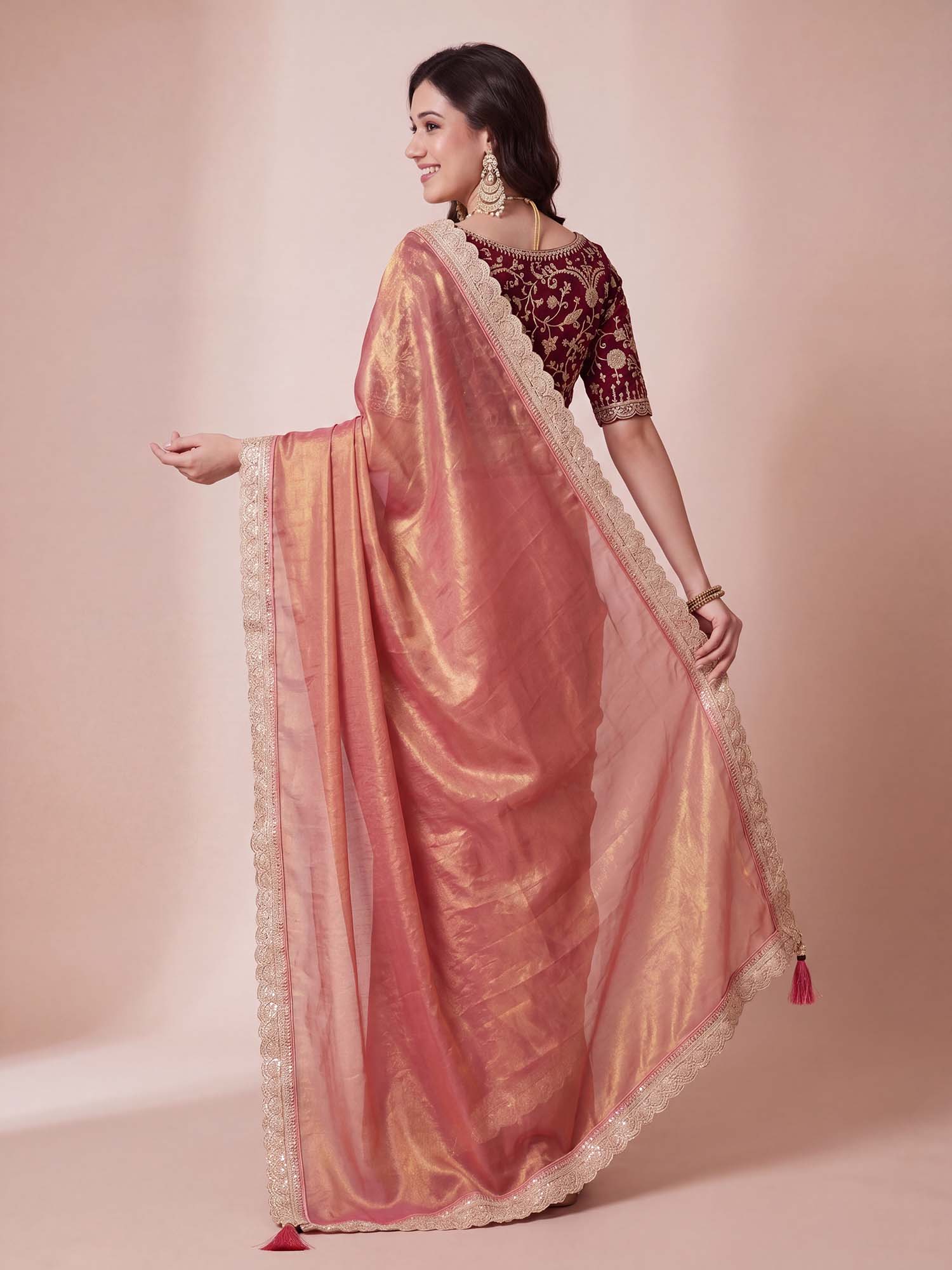 Rose Gold Organza saree – detail view 1