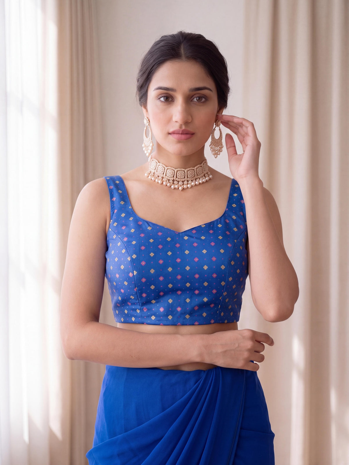 Turquoise Blue zari woven silk blend sleeveless readymade saree blouse with round neck view 4