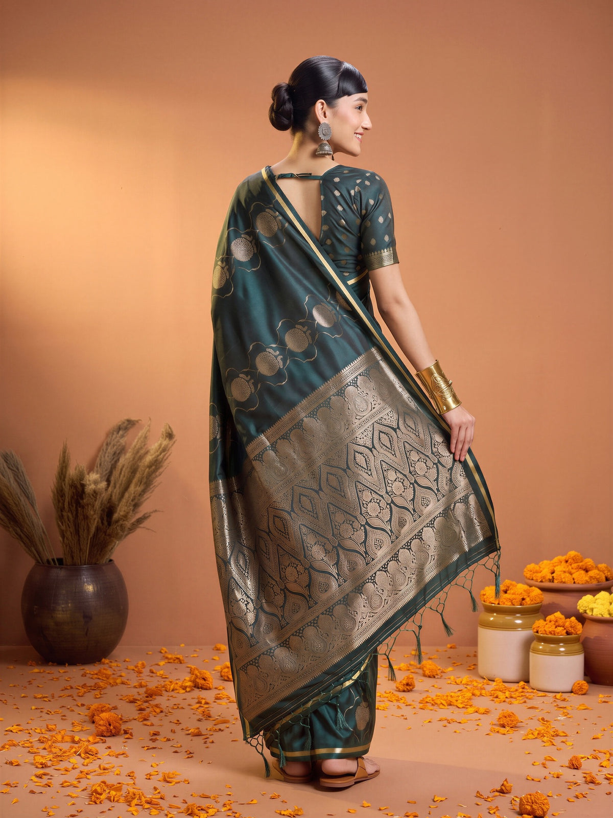 Green Satin saree – detail view 1