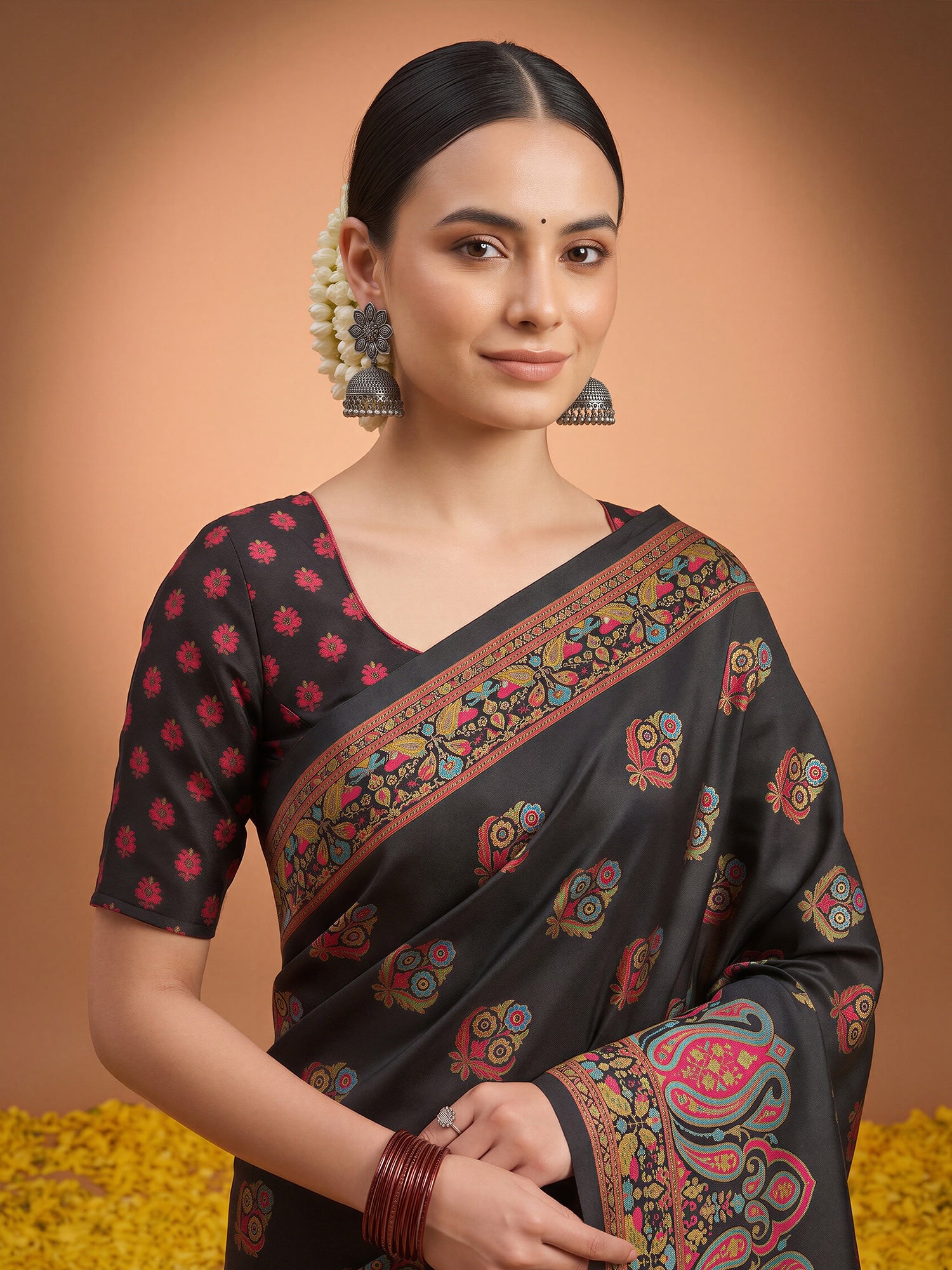 Black Silk Blend saree – detail view 4