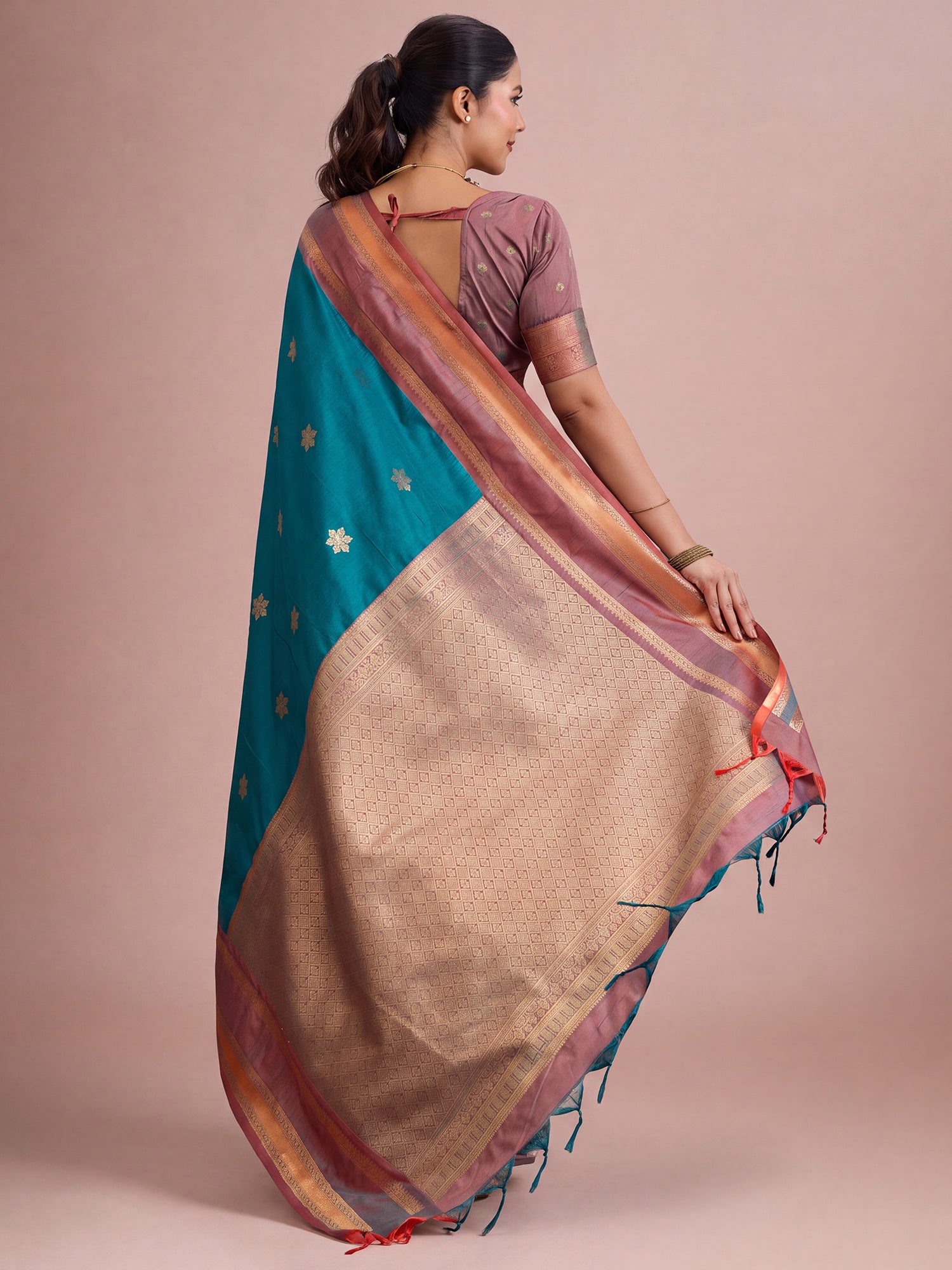 Teal Blue Tussar Silk saree – detail view 1