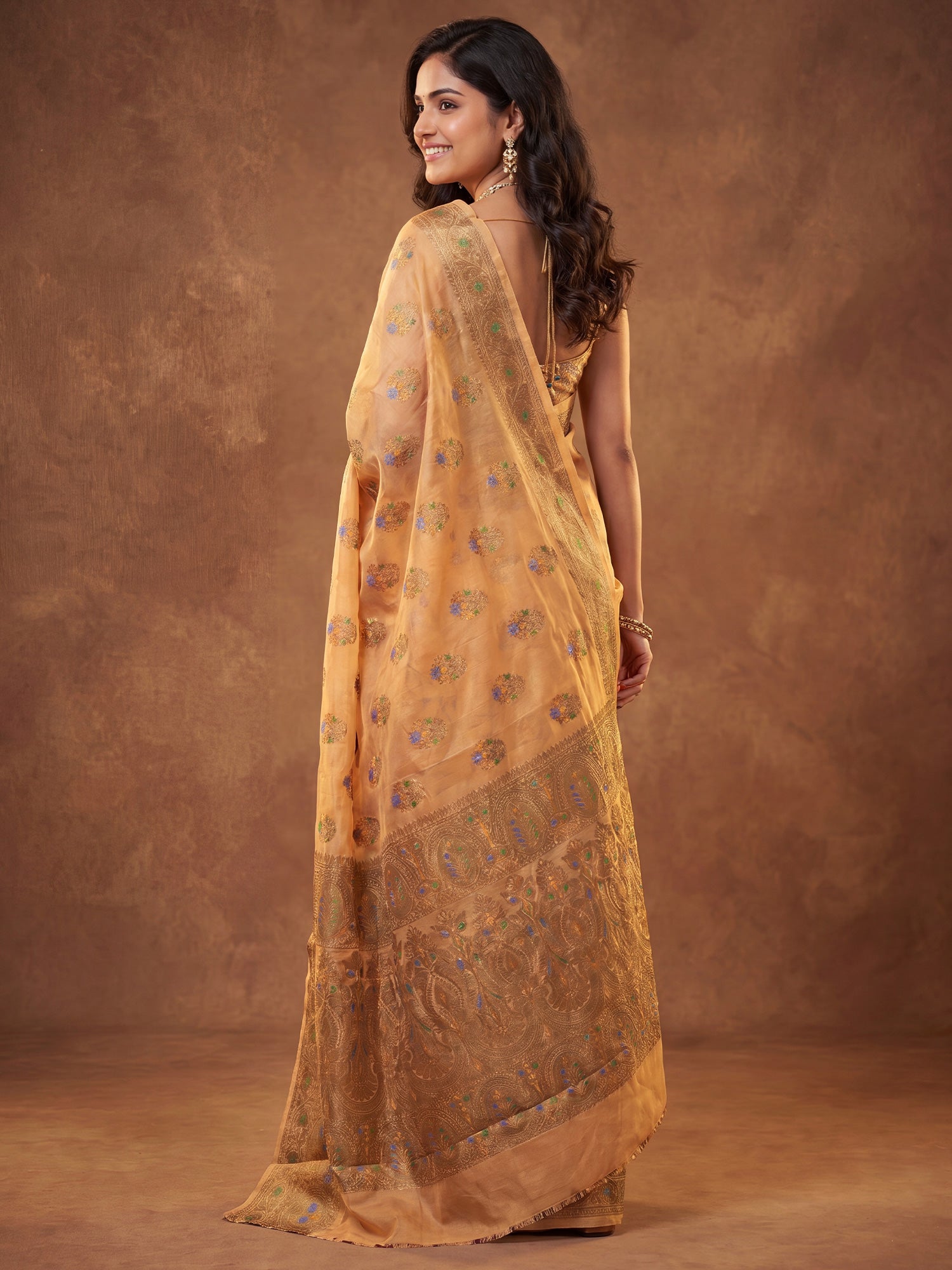 Orange Silk Blend saree – detail view 1
