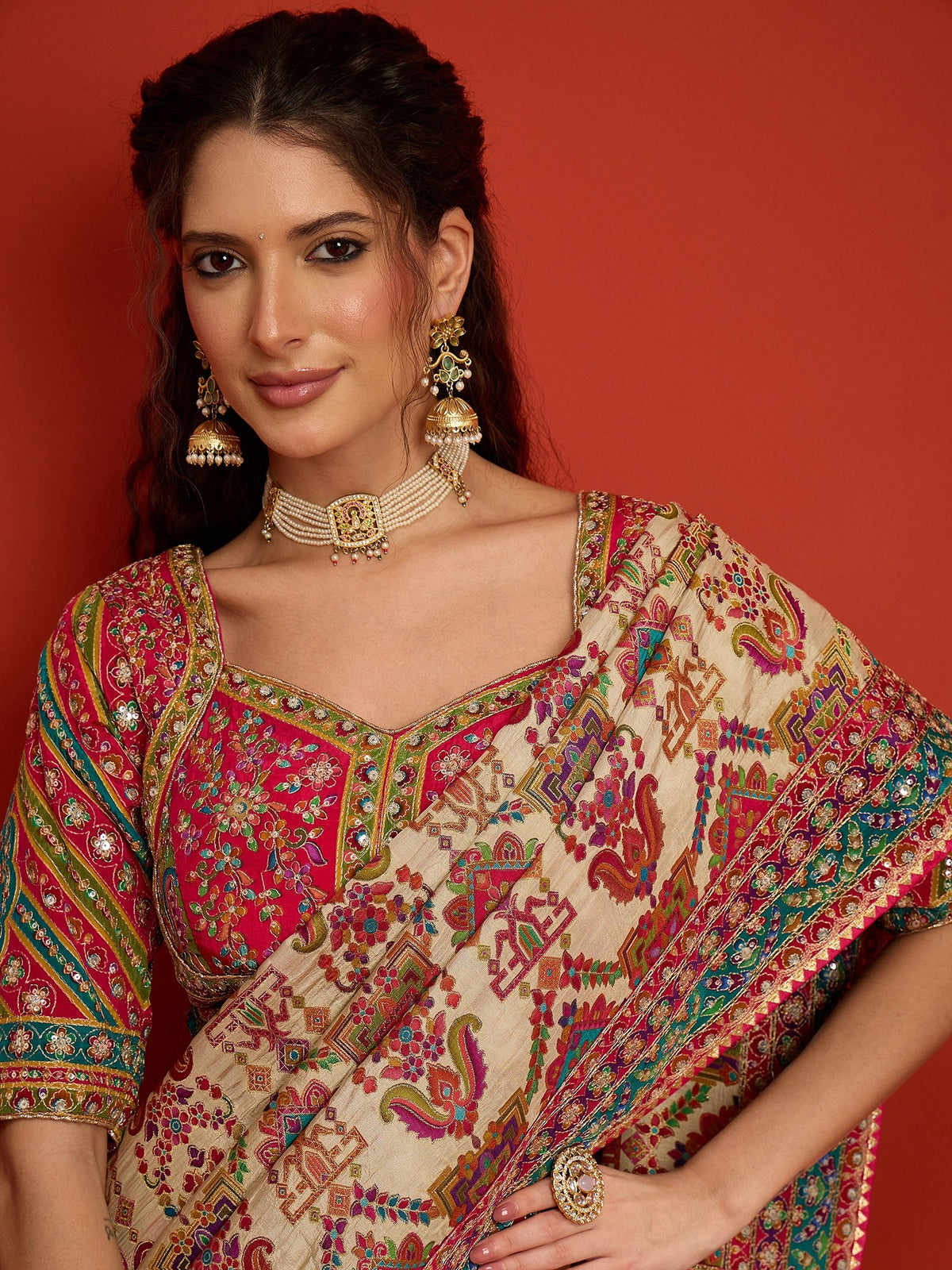 Cream Silk Blend saree – detail view 5