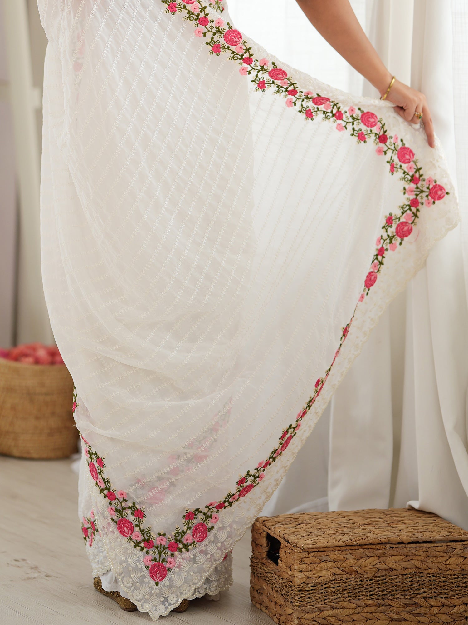 White Georgette saree – detail view 5