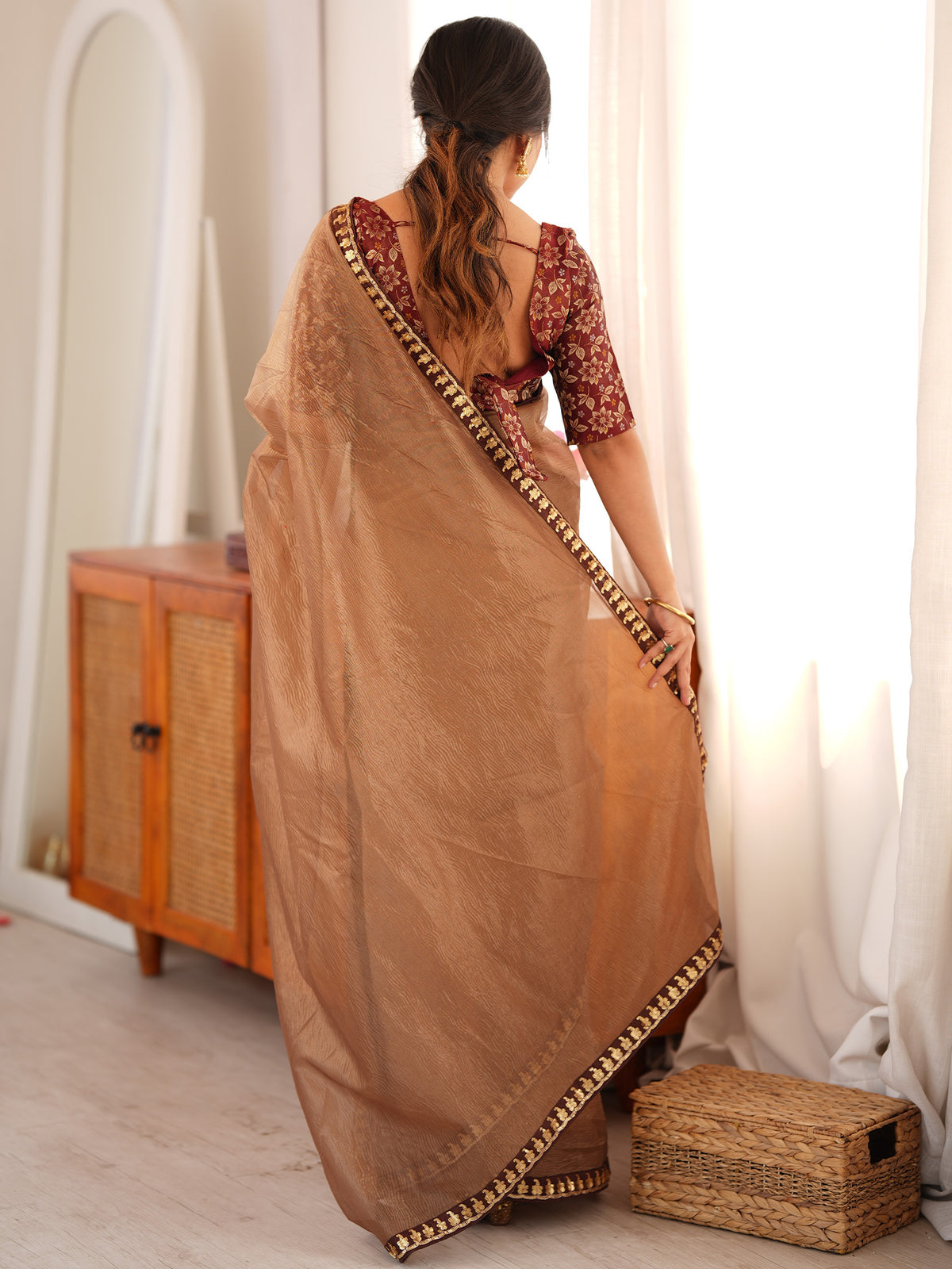 Copper Tissue saree – detail view 1
