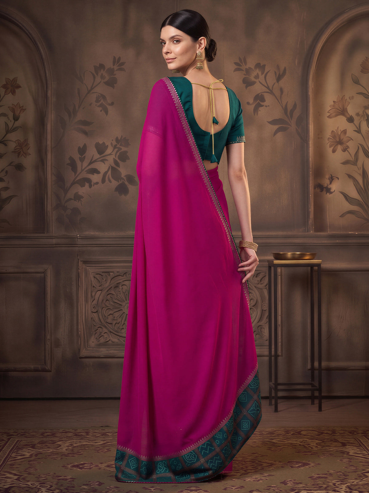 Magenta Vichitra Silk saree – detail view 1
