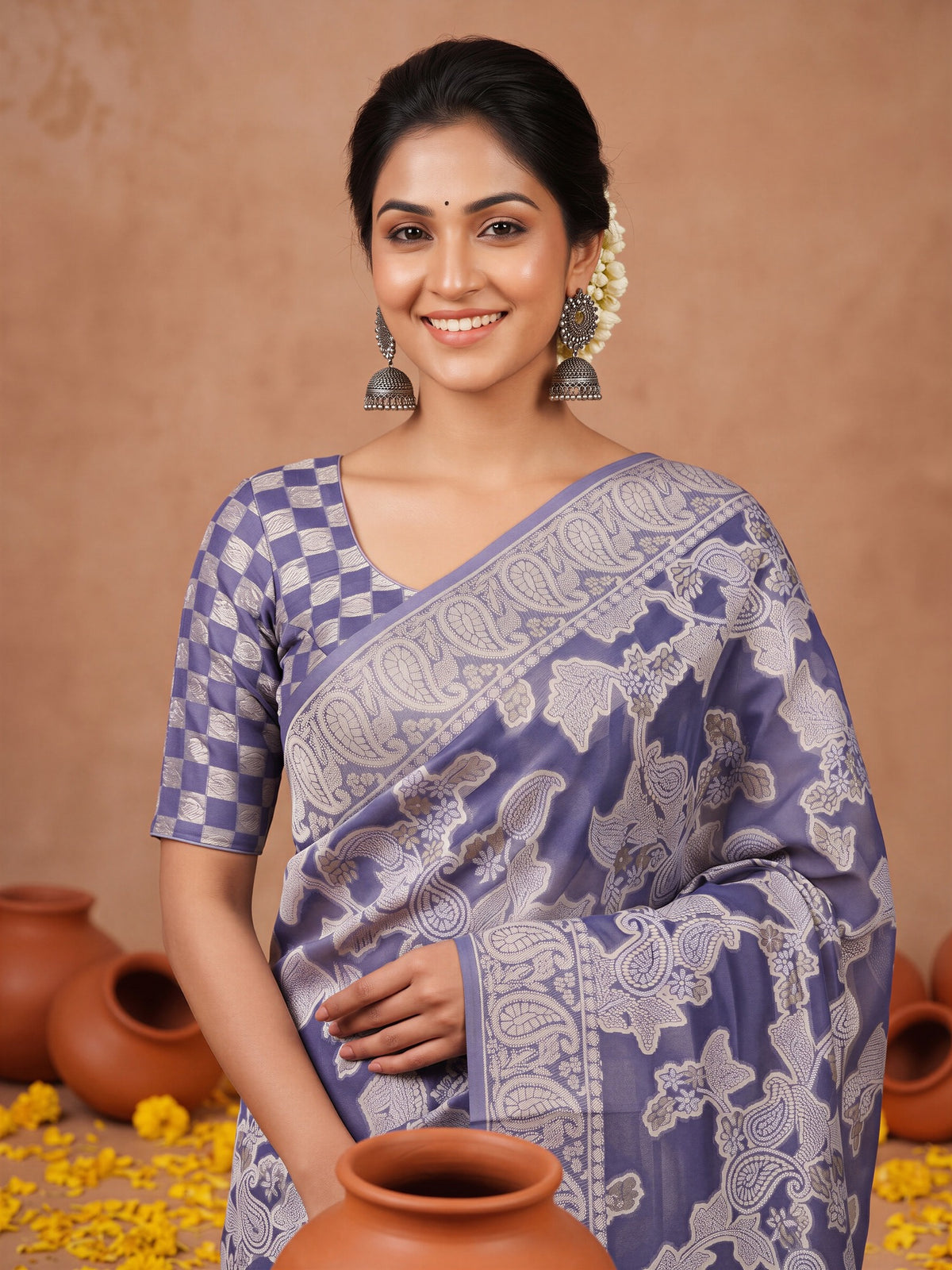 Navy Blue Organza saree – detail view 4