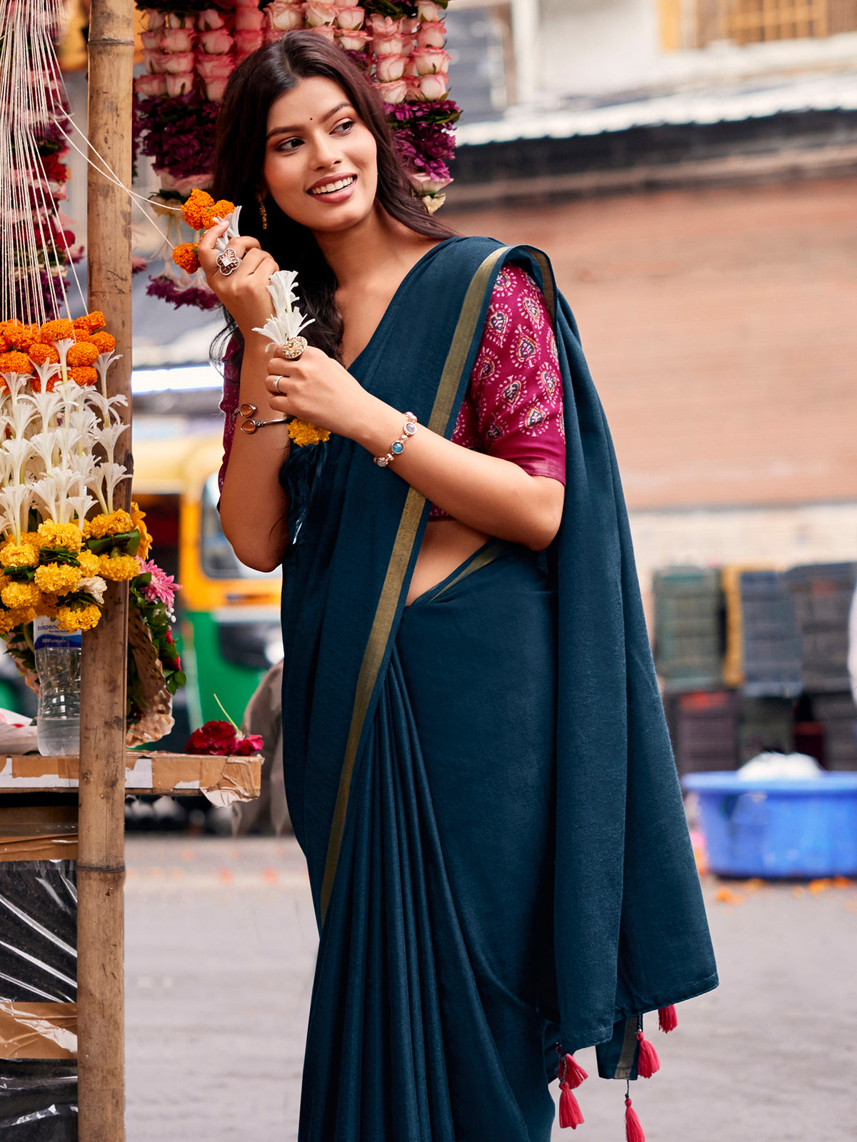 Teal Blue Cotton Blend saree – detail view 4
