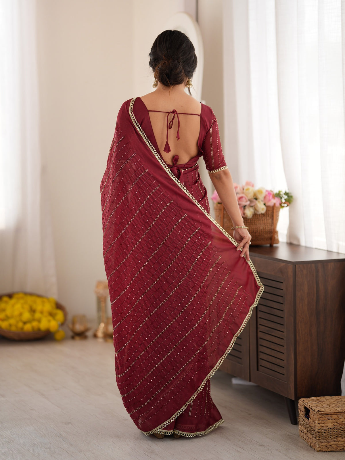 Maroon Georgette saree – detail view 3