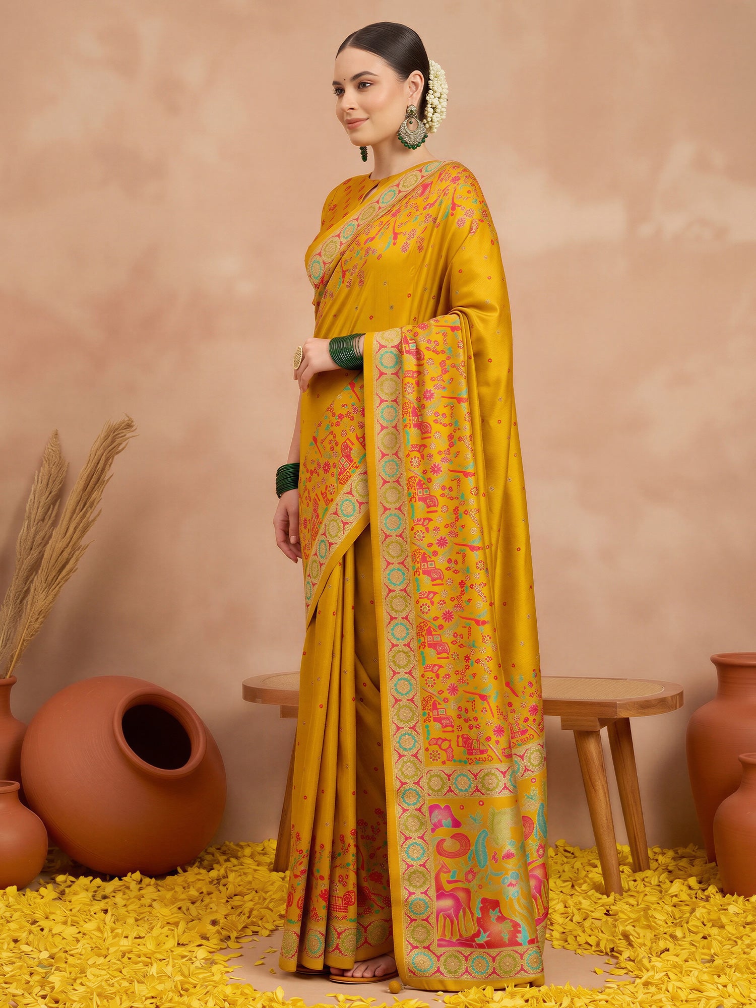 Mustard Silk Blend saree – detail view 2
