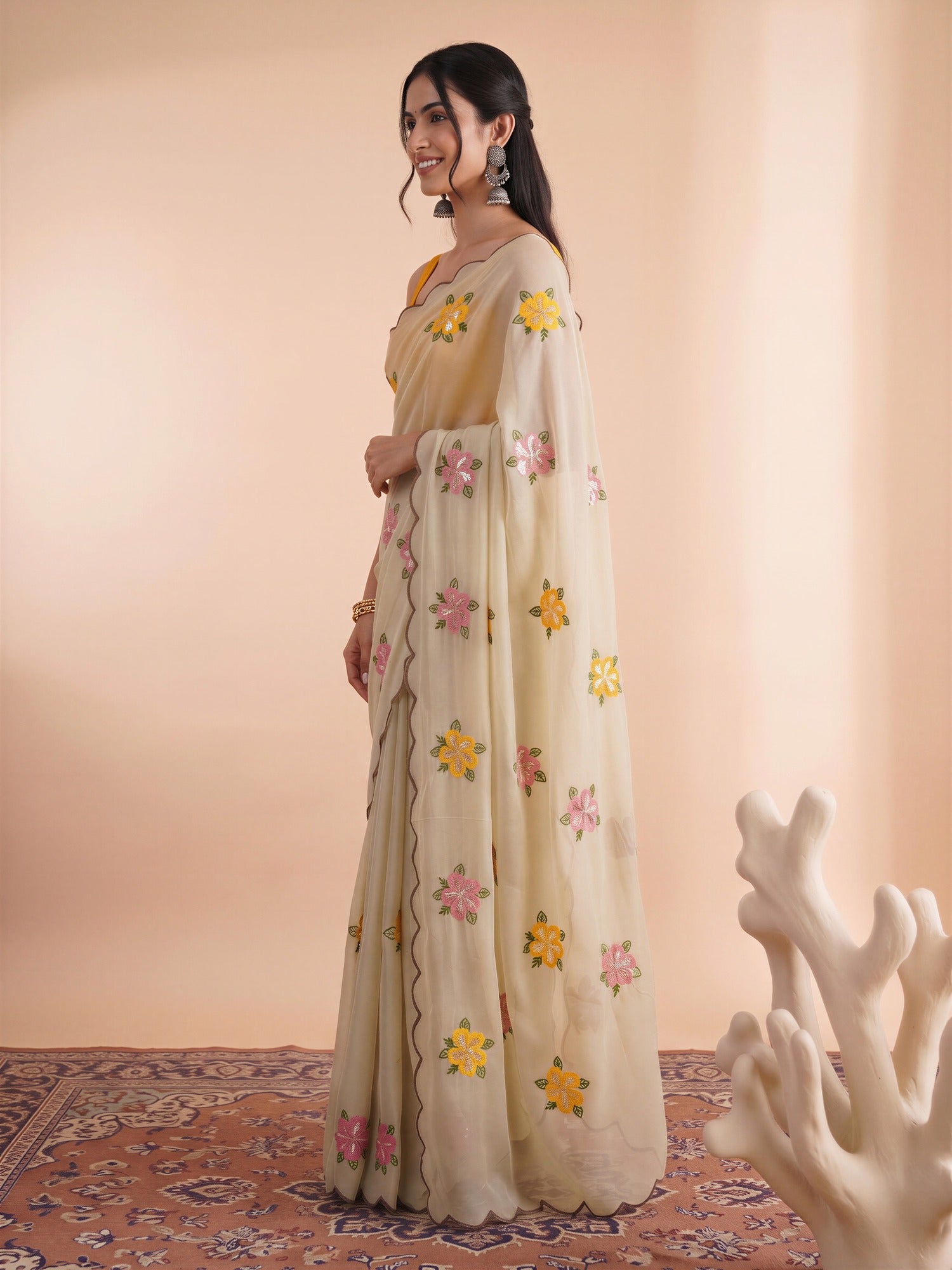 Cream Georgette saree – detail view 2