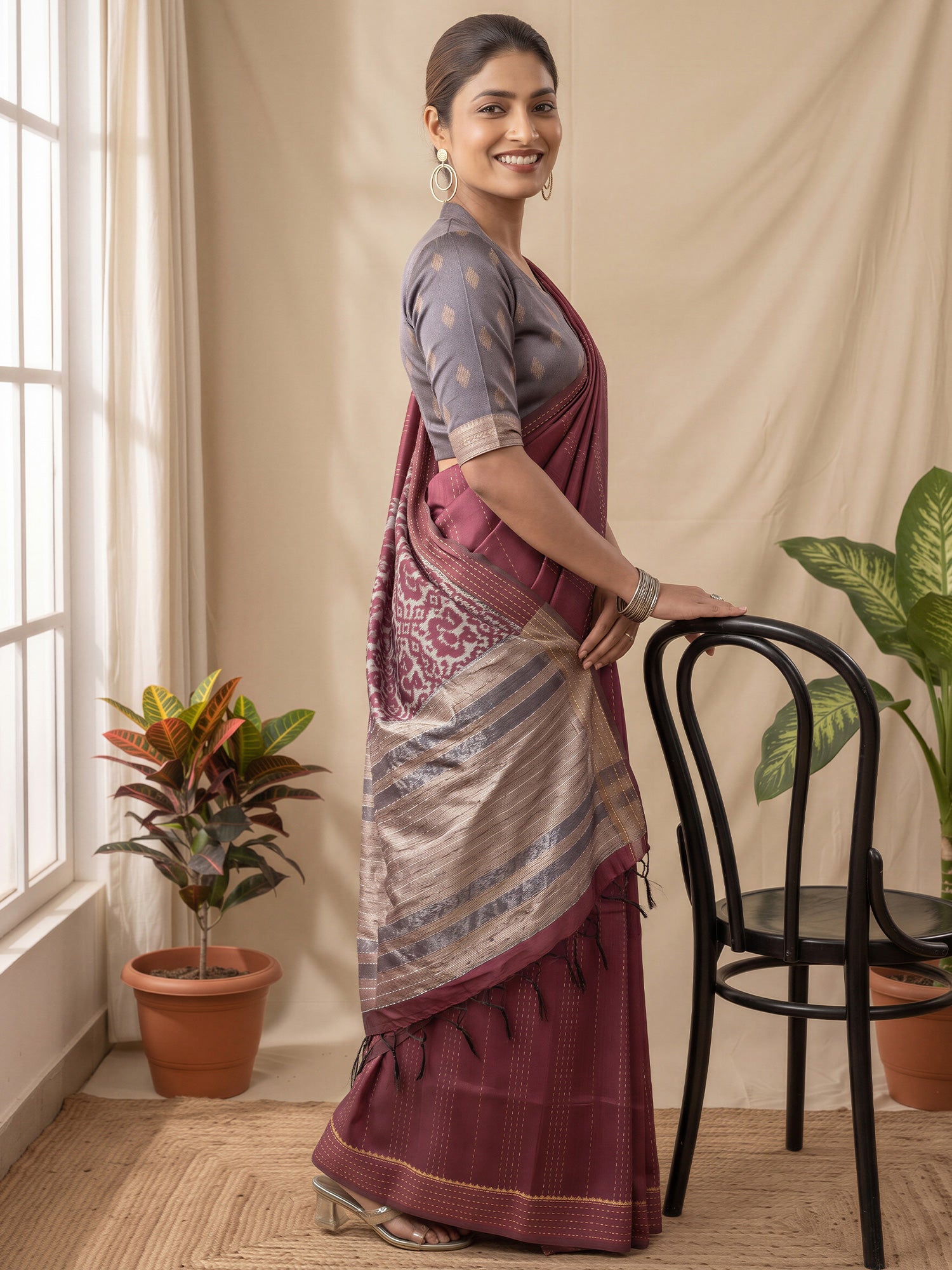 Burgundy Silk Cotton saree – detail view 2