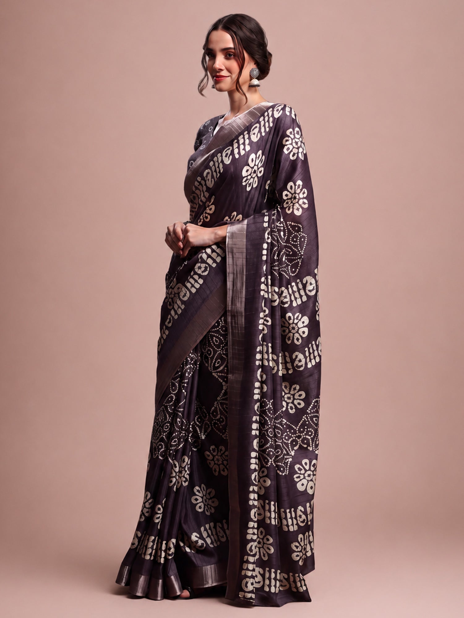 Violet Silk Blend saree – detail view 2