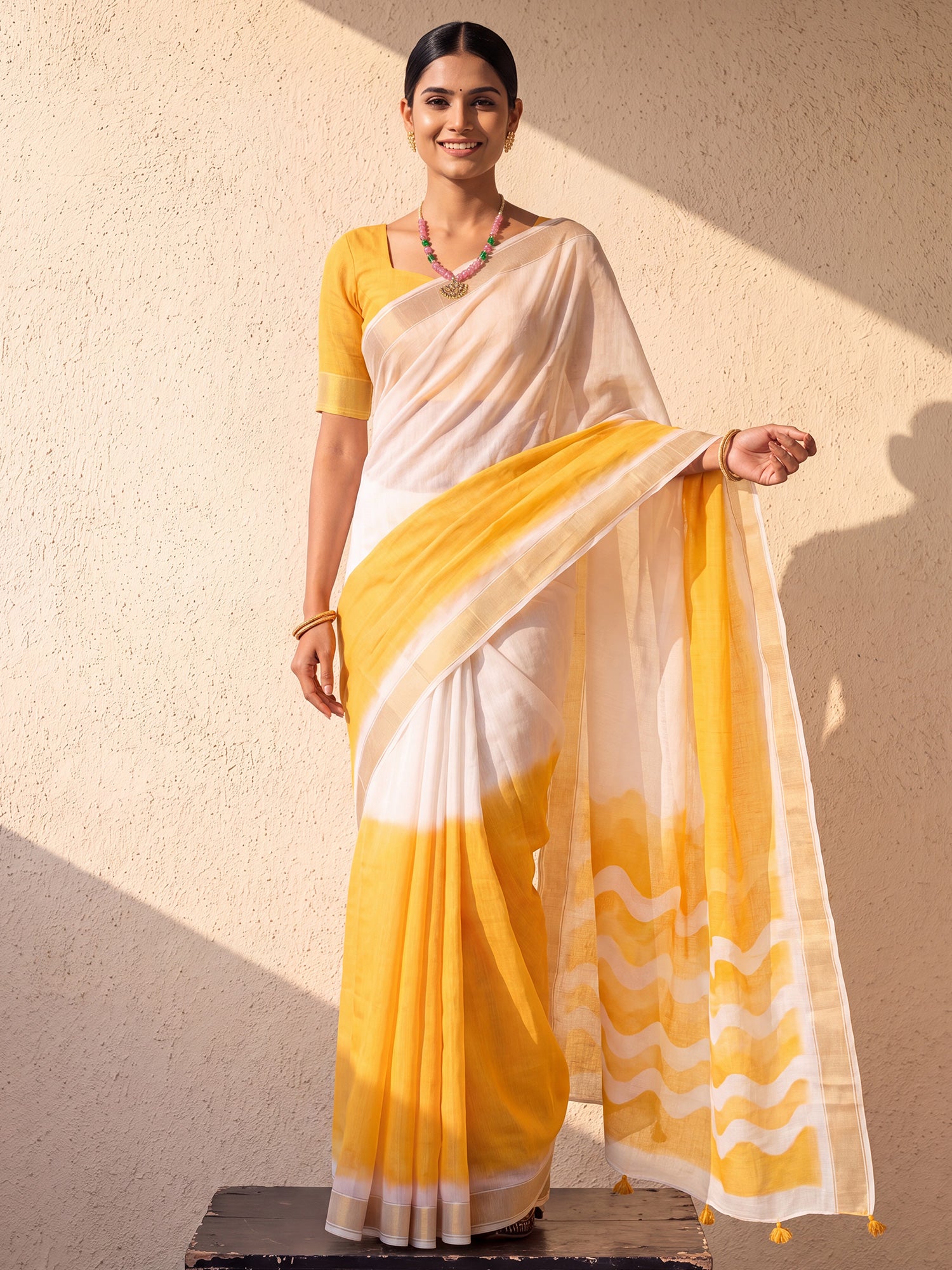 Mustard Linen saree – detail view 3