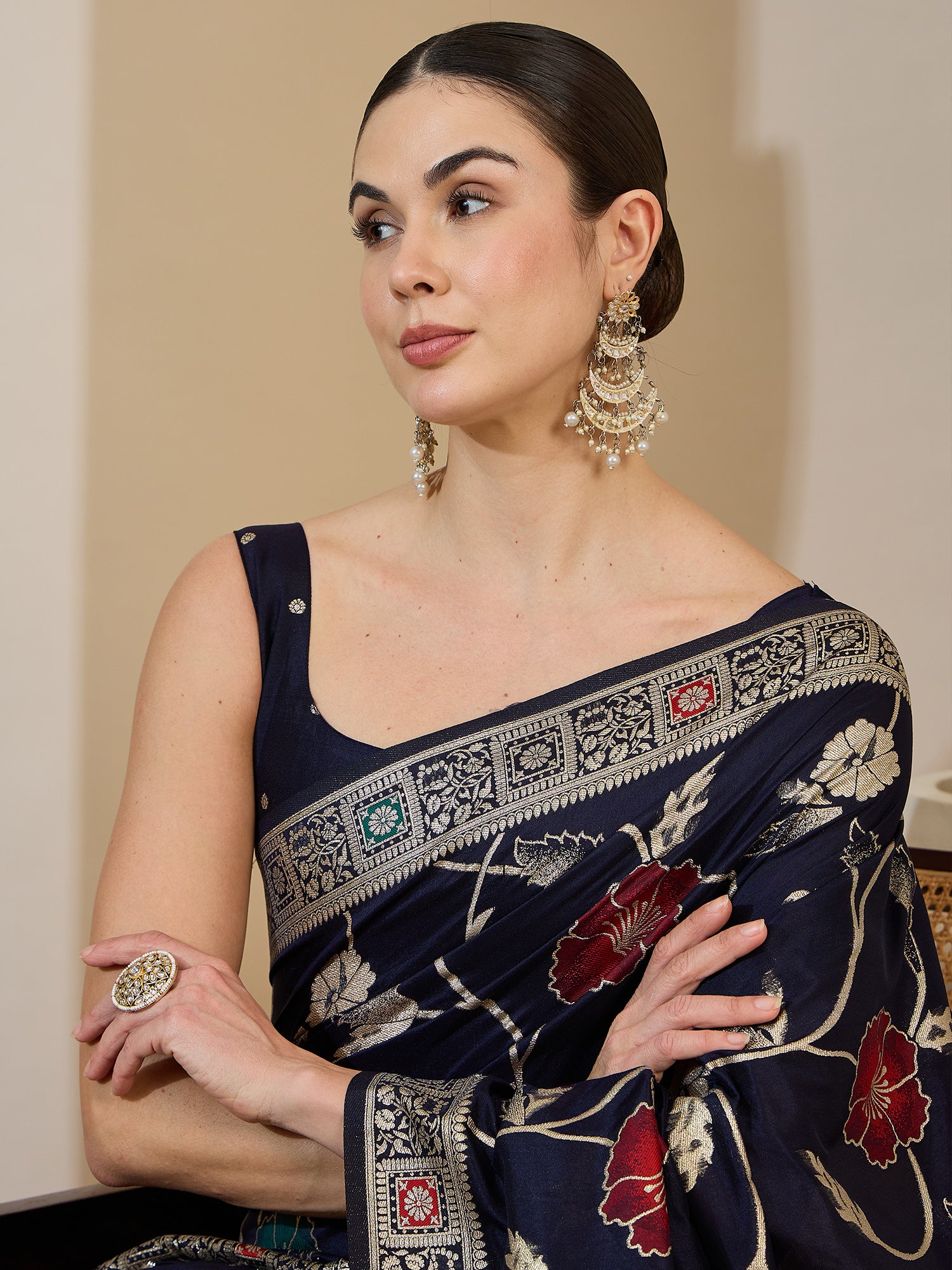 Navy Blue Dola Silk saree – detail view 4