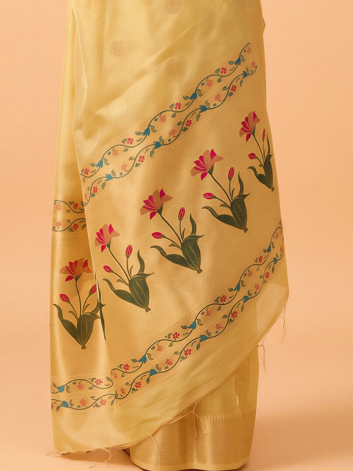 Yellow Tissue saree – detail view 5