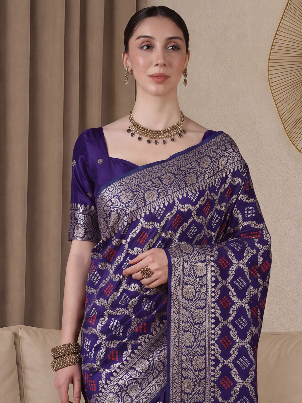 Purple Dola Silk saree – detail view 3