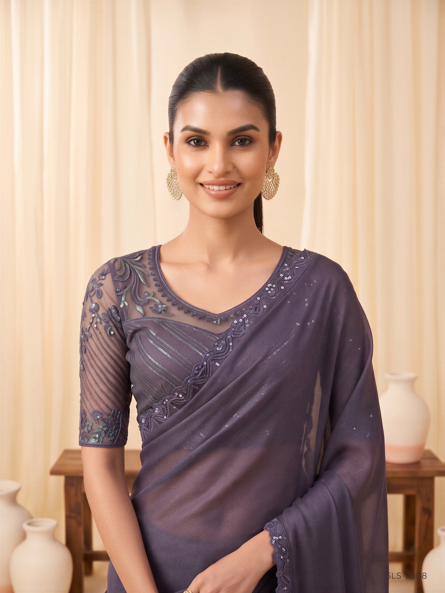 Violet Georgette saree – detail view 4