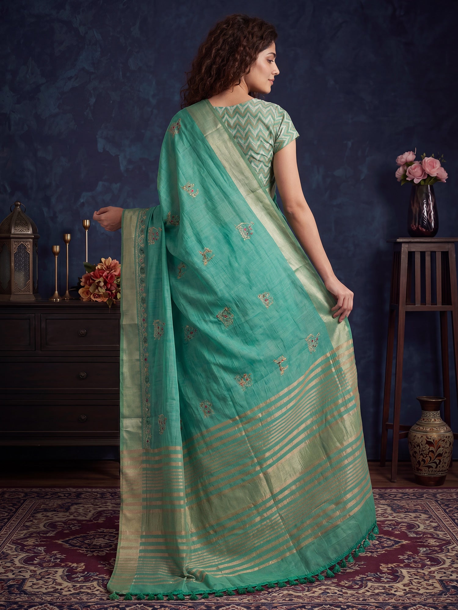 Sea Green Cotton Linen saree – detail view 1