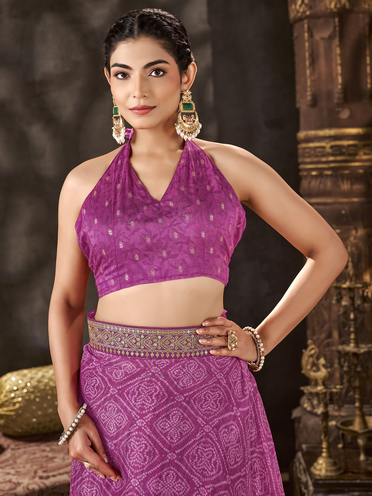 Magenta Chiffon saree – detail view 2