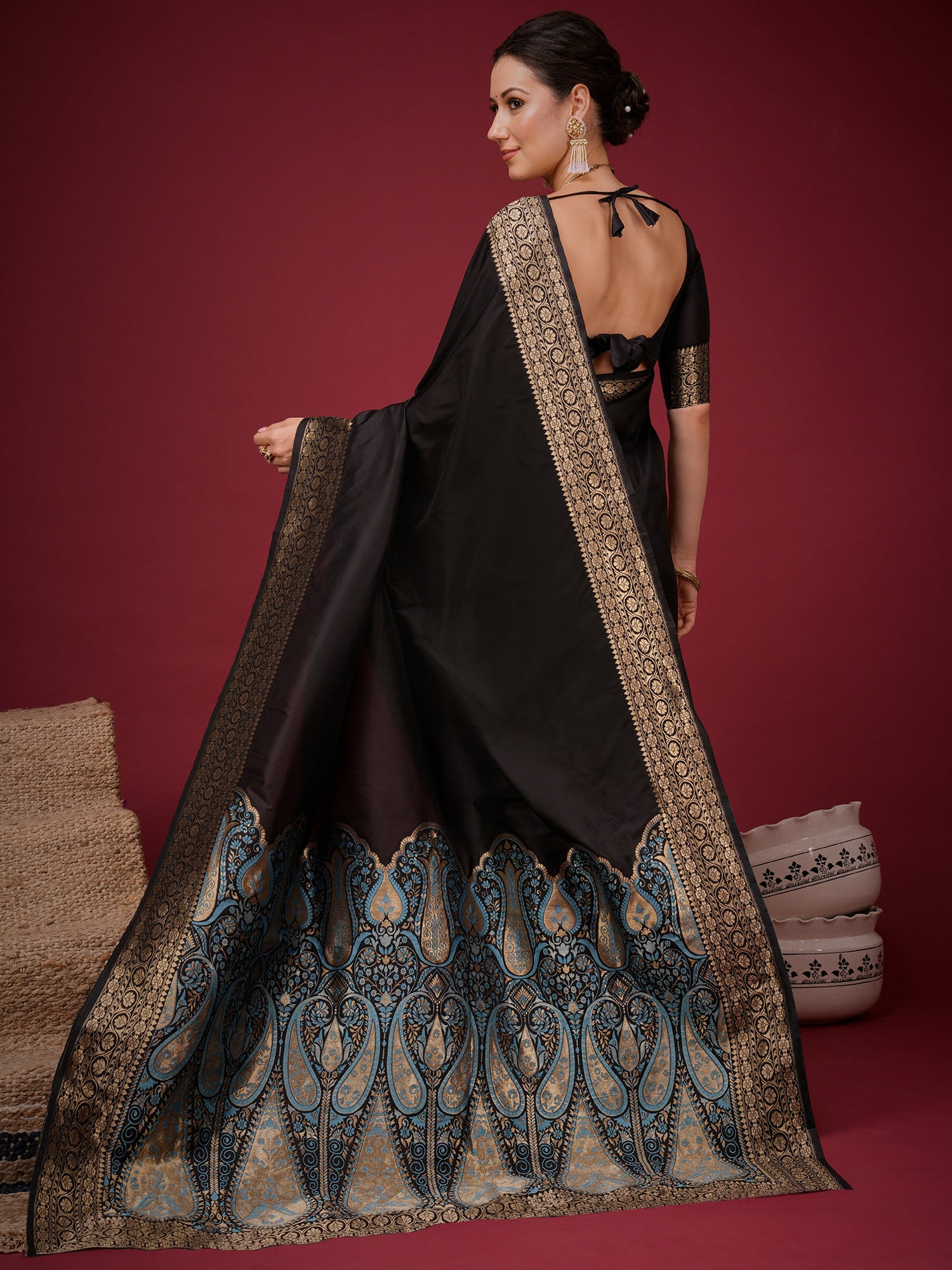 Black Soft Silk saree – detail view 1