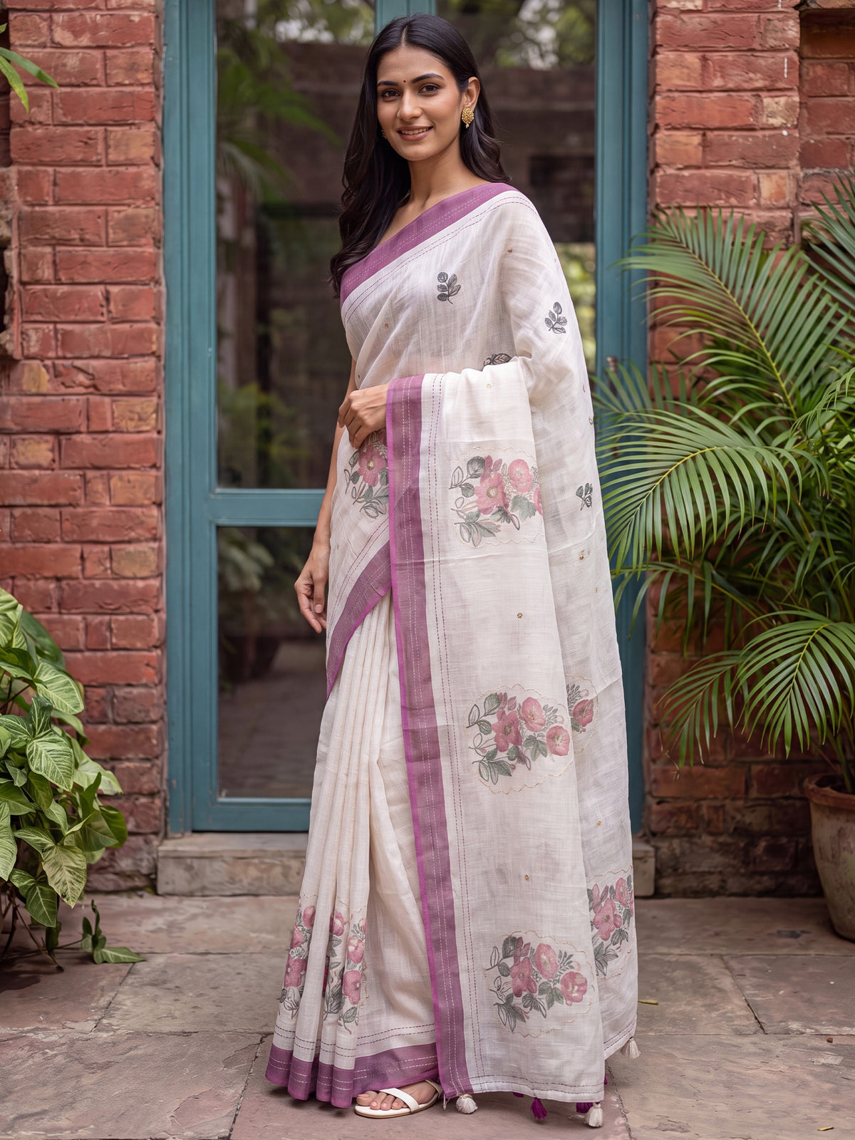 Off White Cotton Linen saree – detail view 2