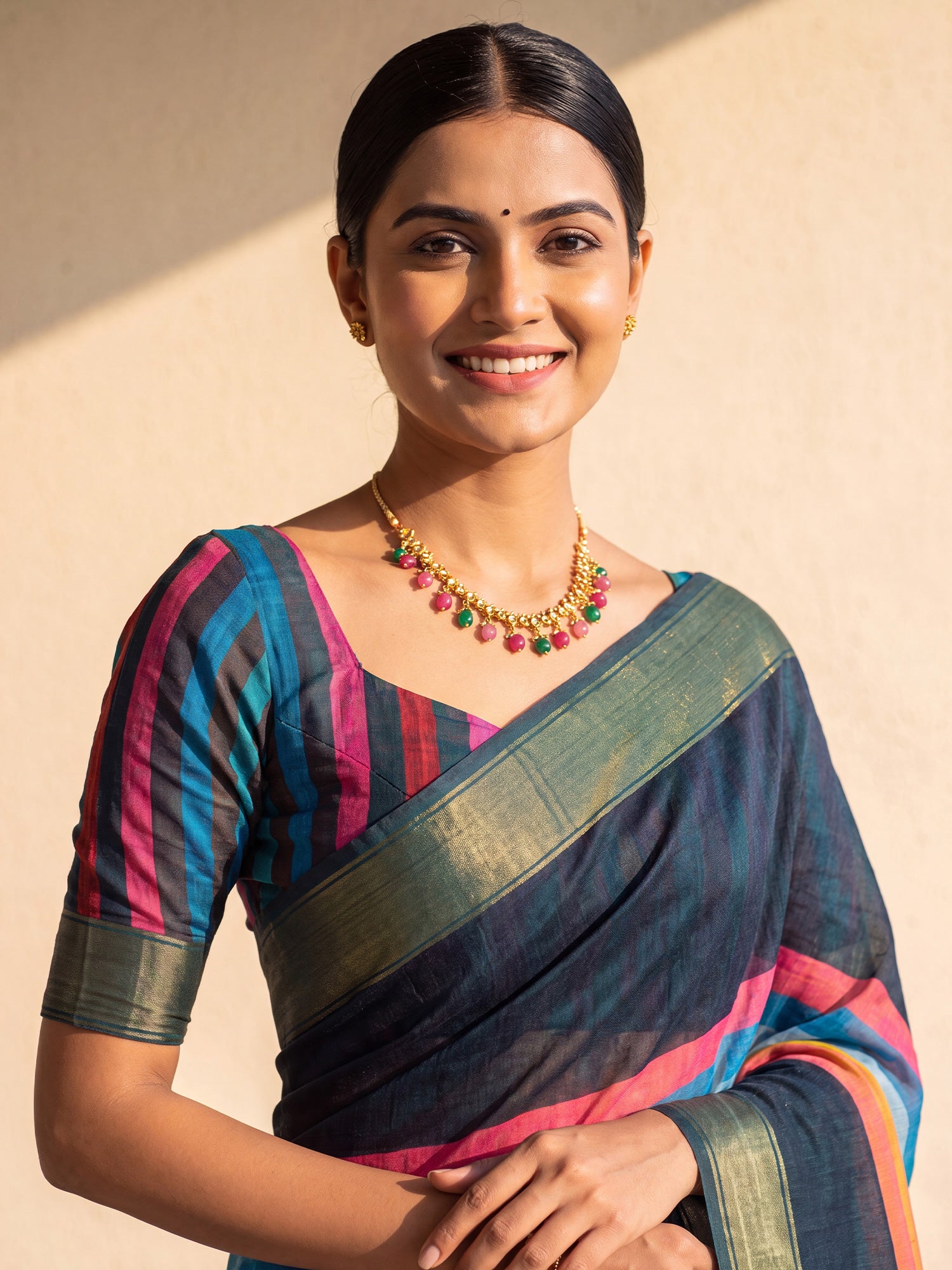 Green Linen saree – detail view 4