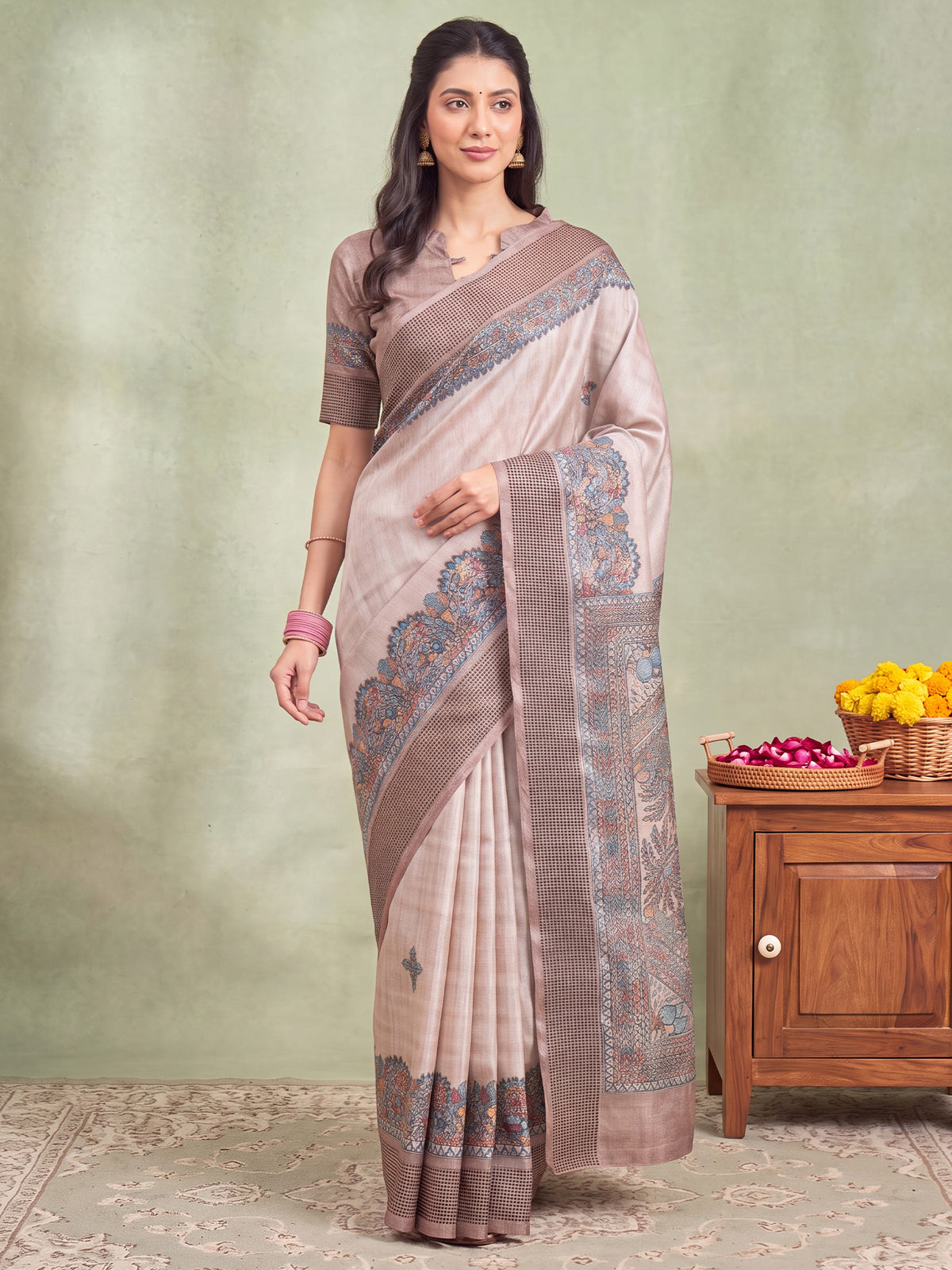 Beige Manipuri Silk saree – detail view 3
