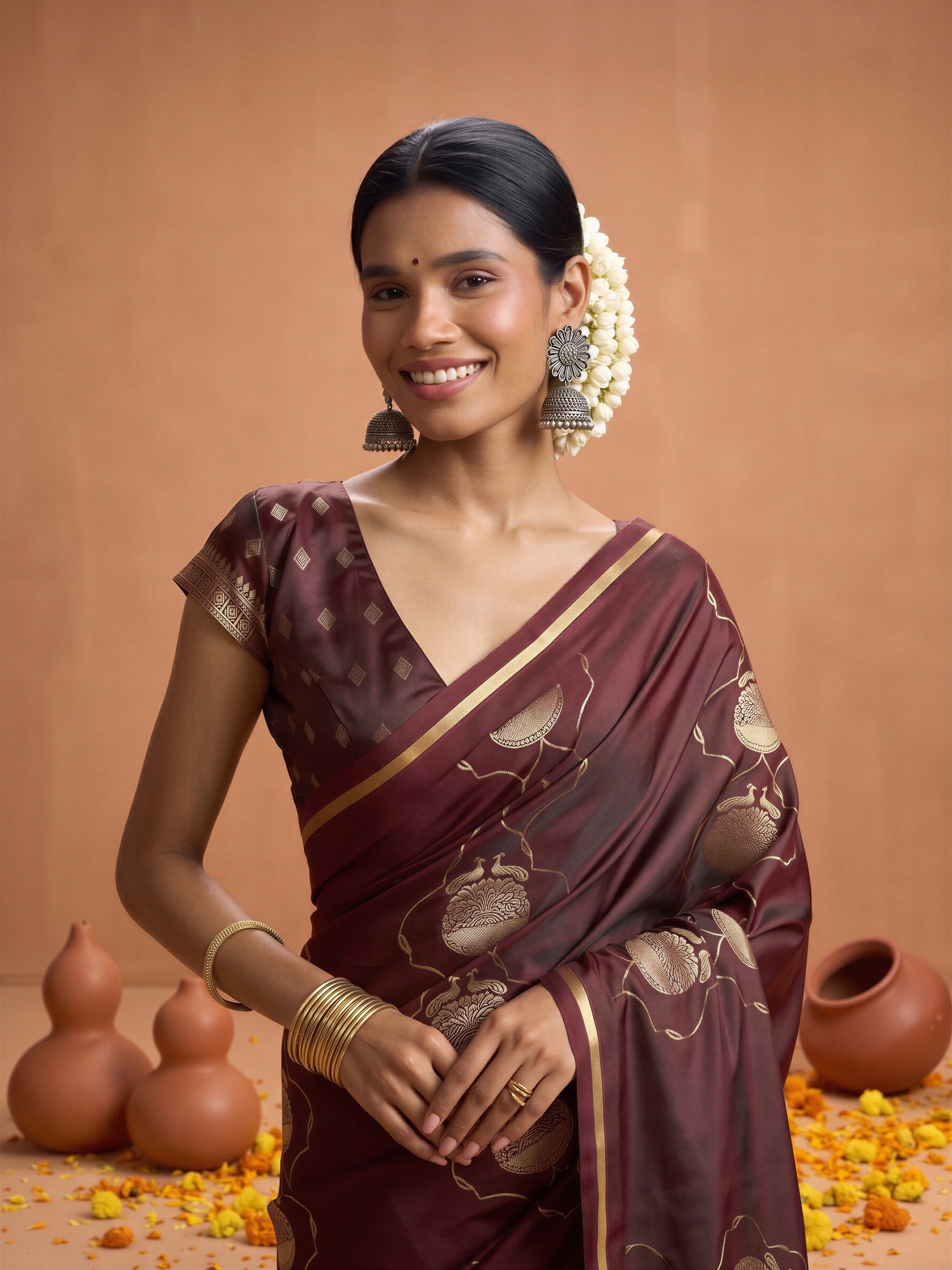 Maroon Satin saree – detail view 4