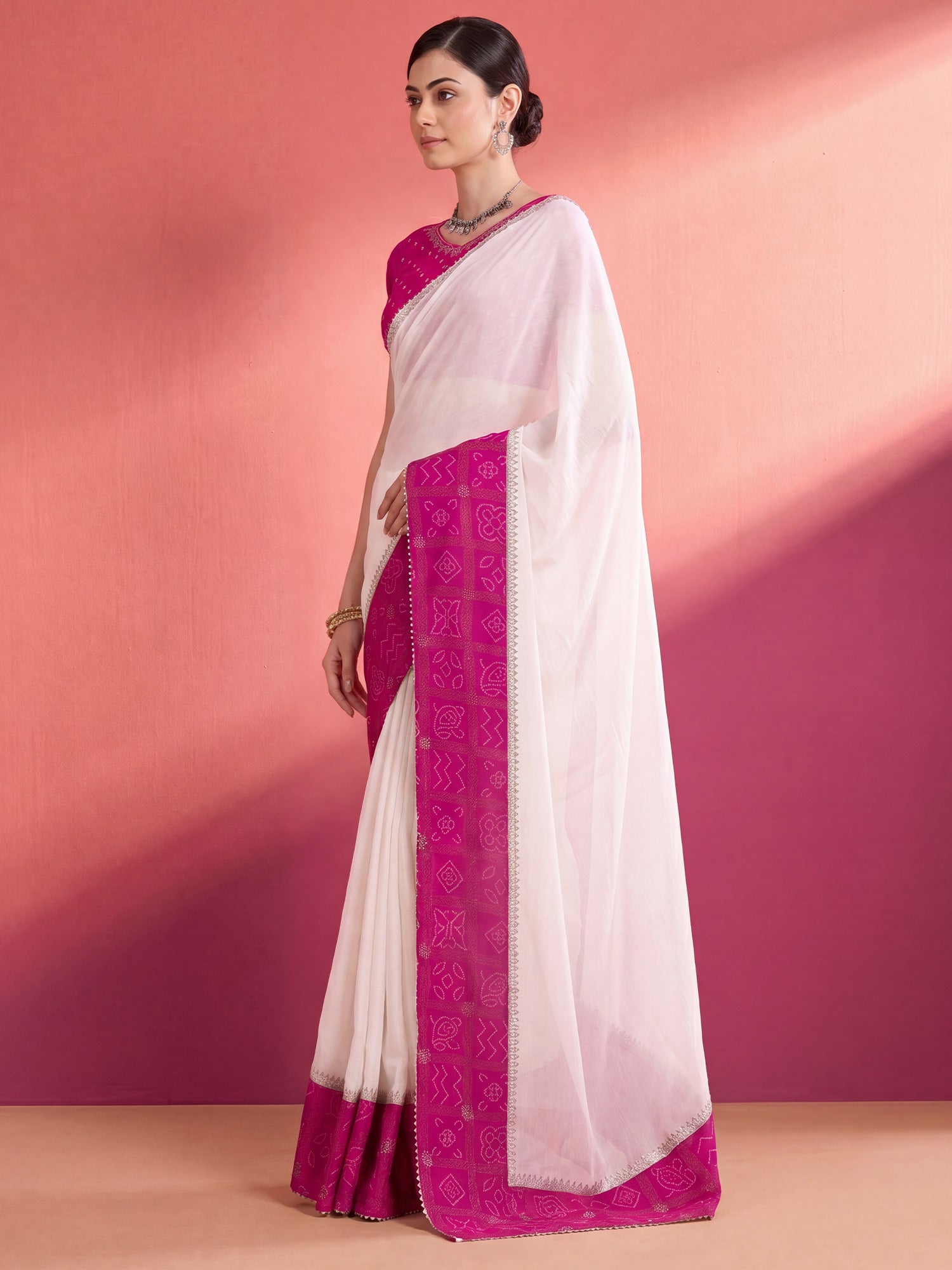 White Vichitra Silk saree – detail view 2