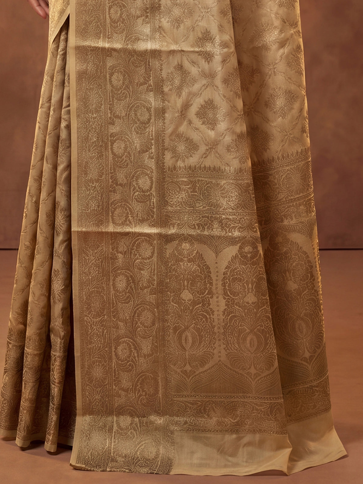Cream Silk Blend saree – detail view 5