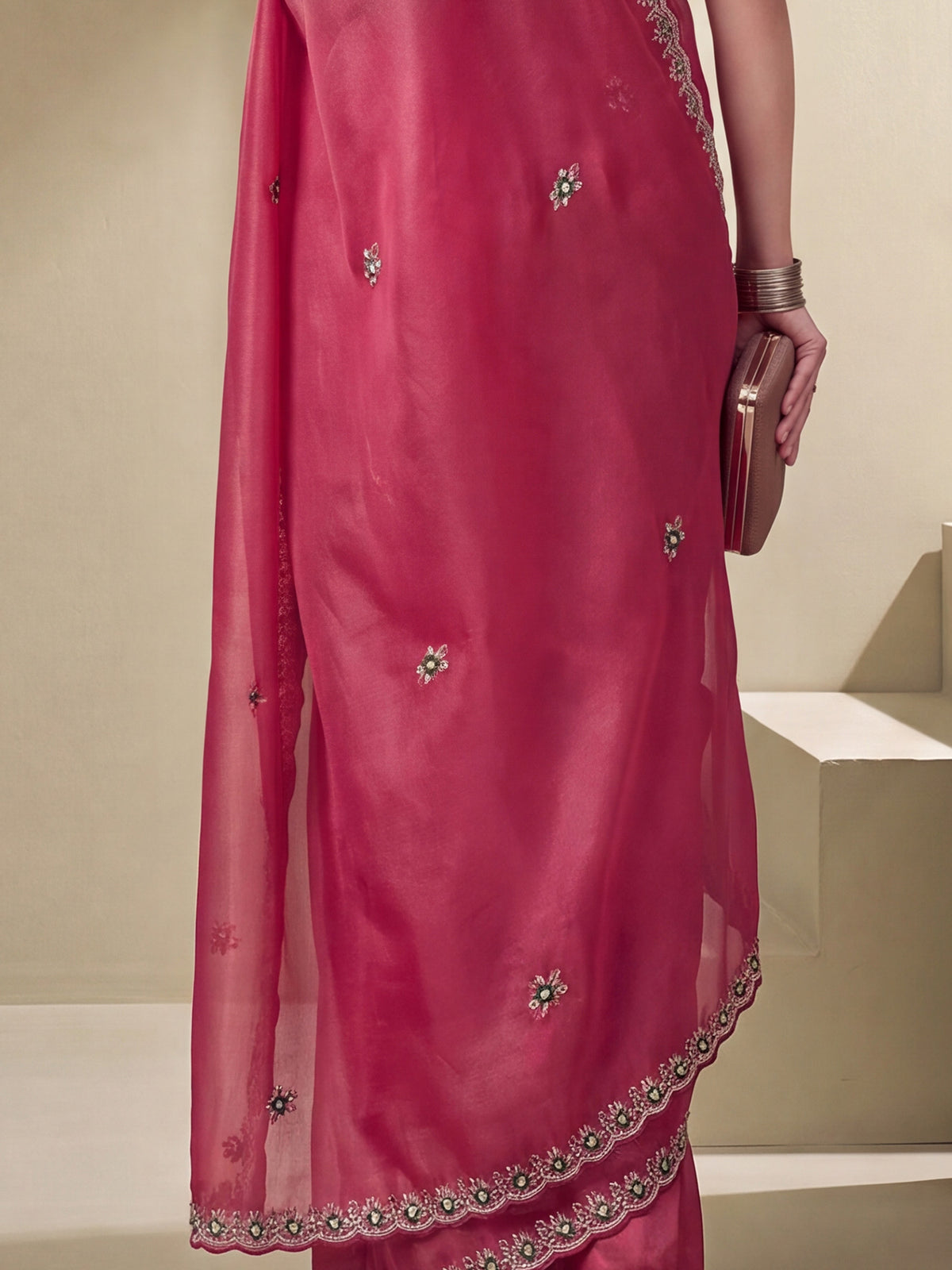 Pink Tissue saree – detail view 5