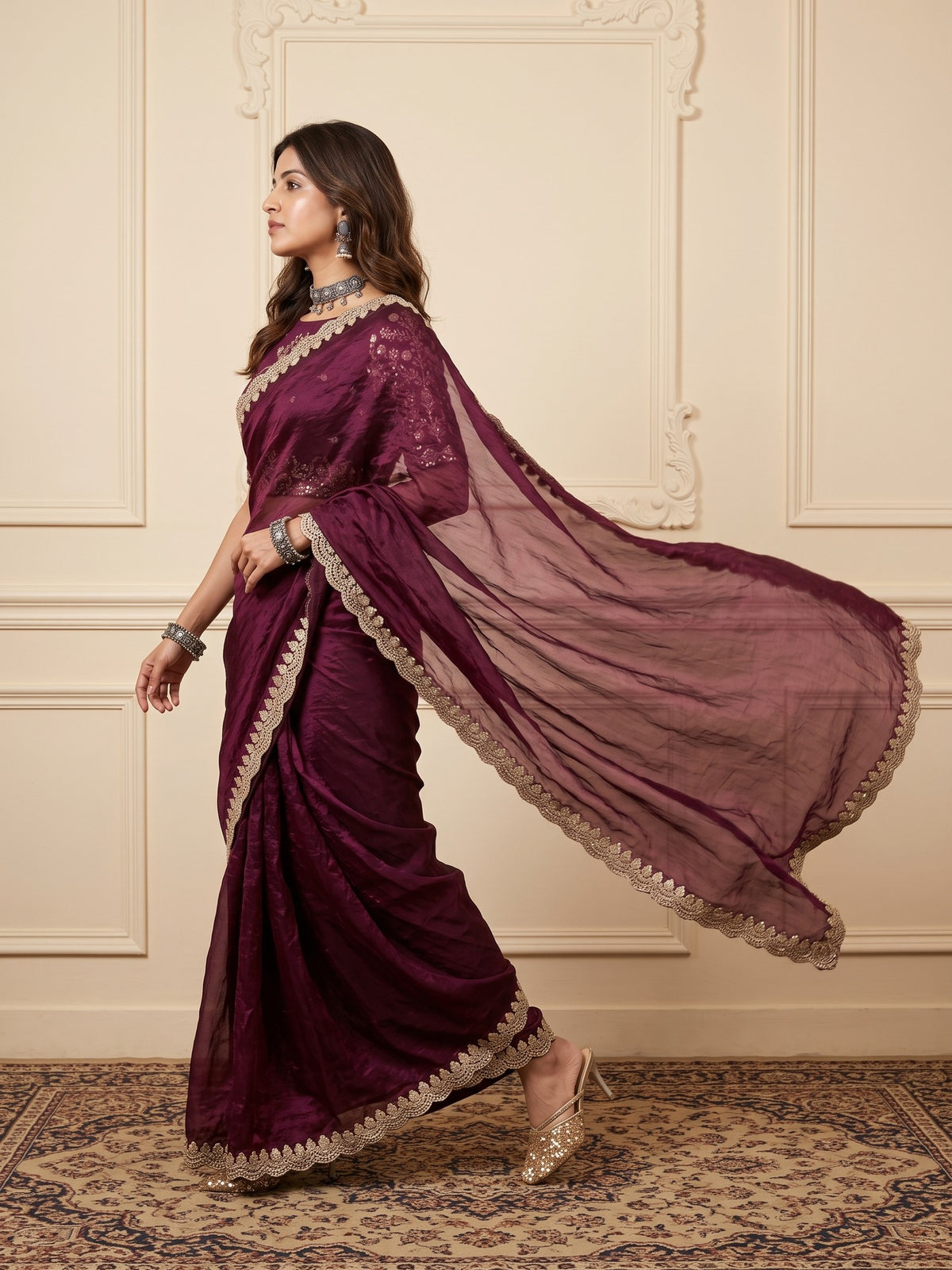 Burgundy Tissue saree – detail view 4