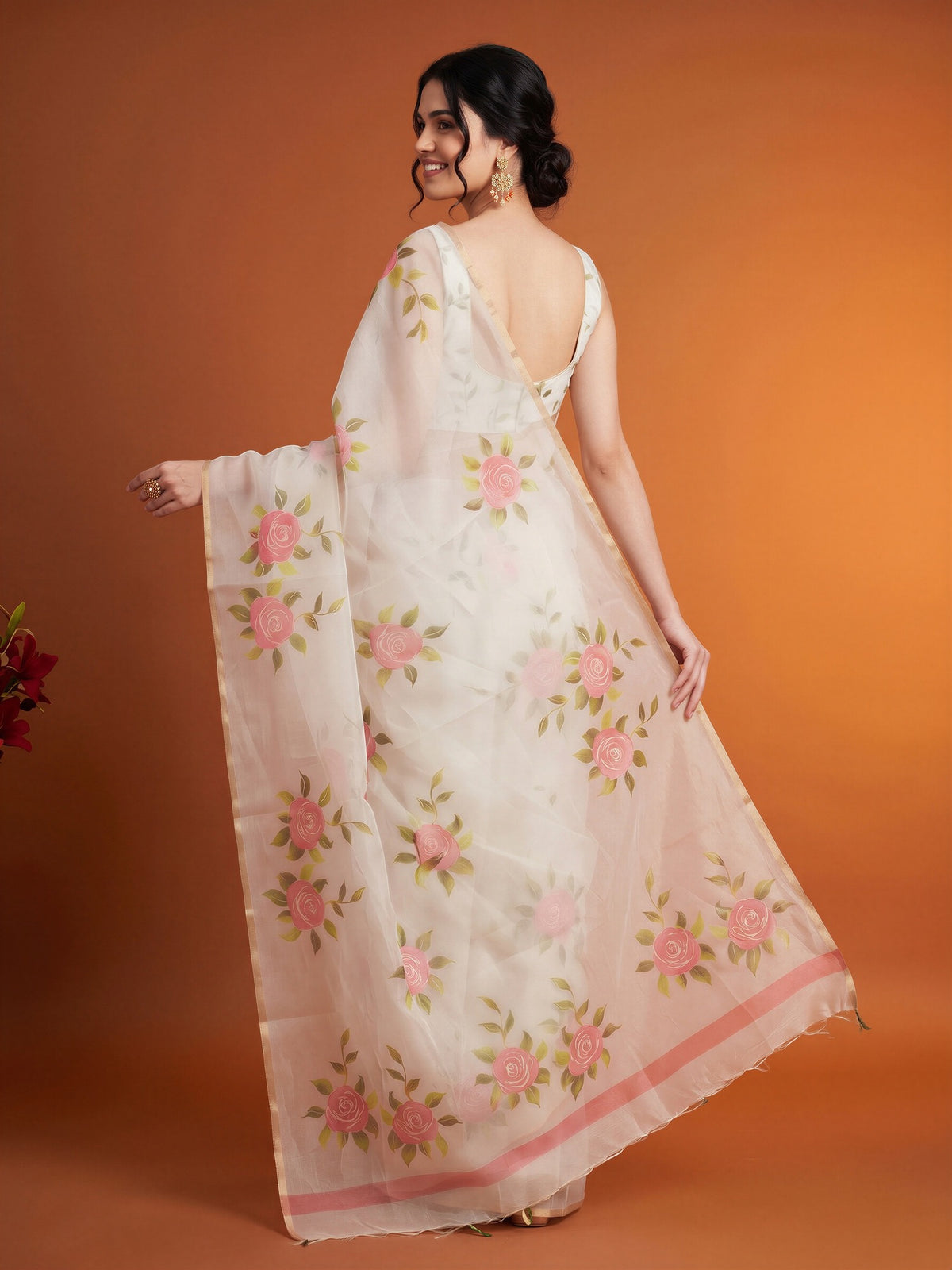 White Organza saree – detail view 1