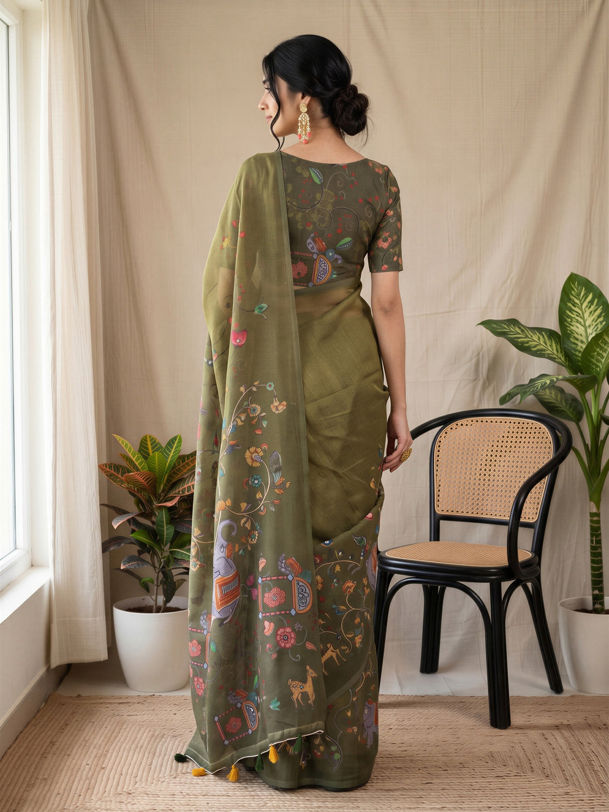Olive Linen Blend saree – detail view 1