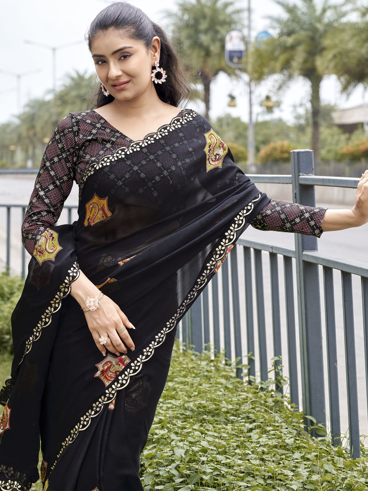 Black chiffon saree view 3