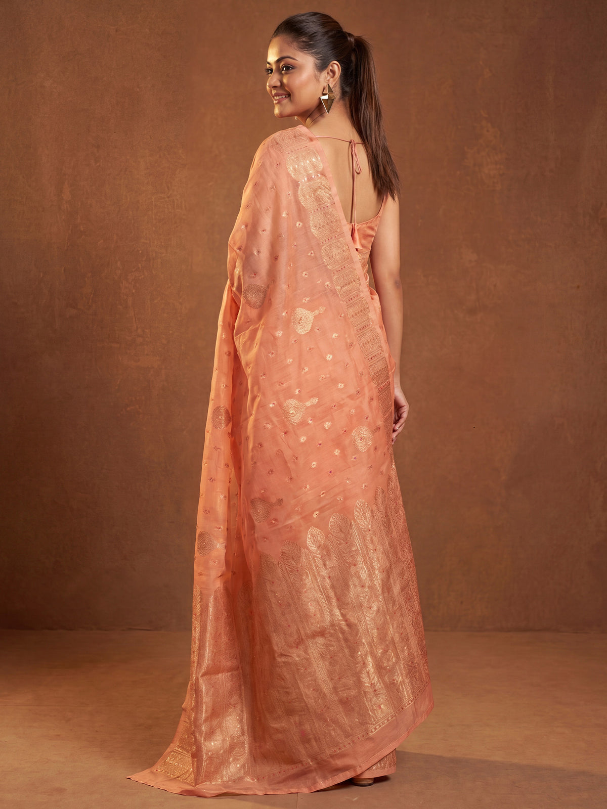 Orange Silk Blend saree – detail view 1
