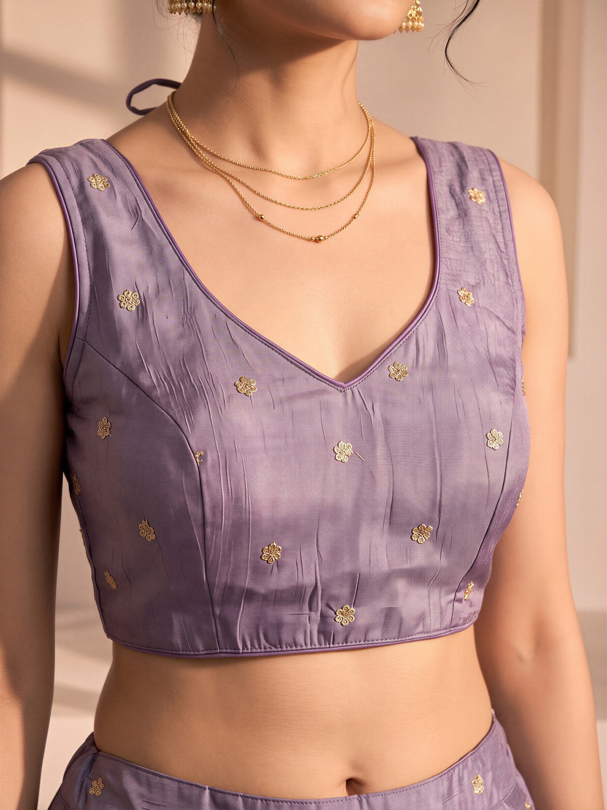 Lavender sequin embellished vichitra silk sleeveless readymade saree blouse with v neck view 4