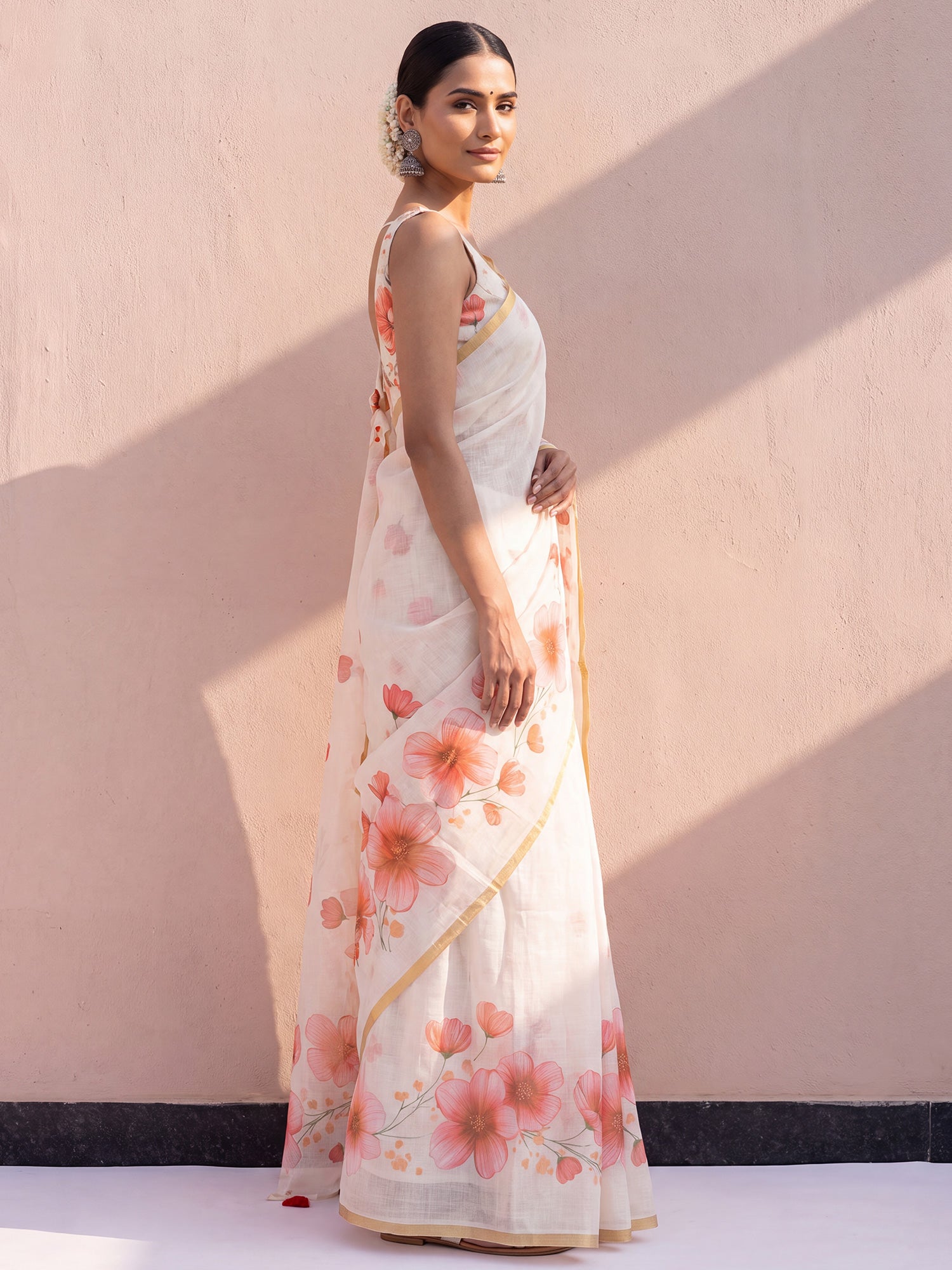 Off White Cotton Linen saree – detail view 2