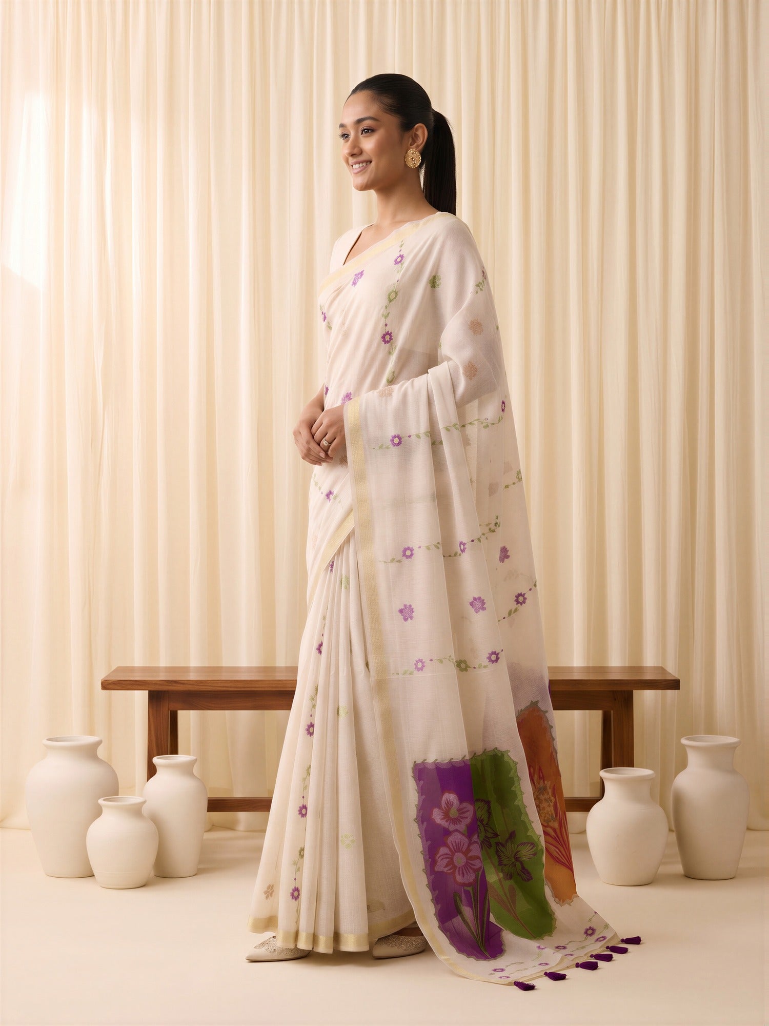 Off White Cotton Blend saree – detail view 2