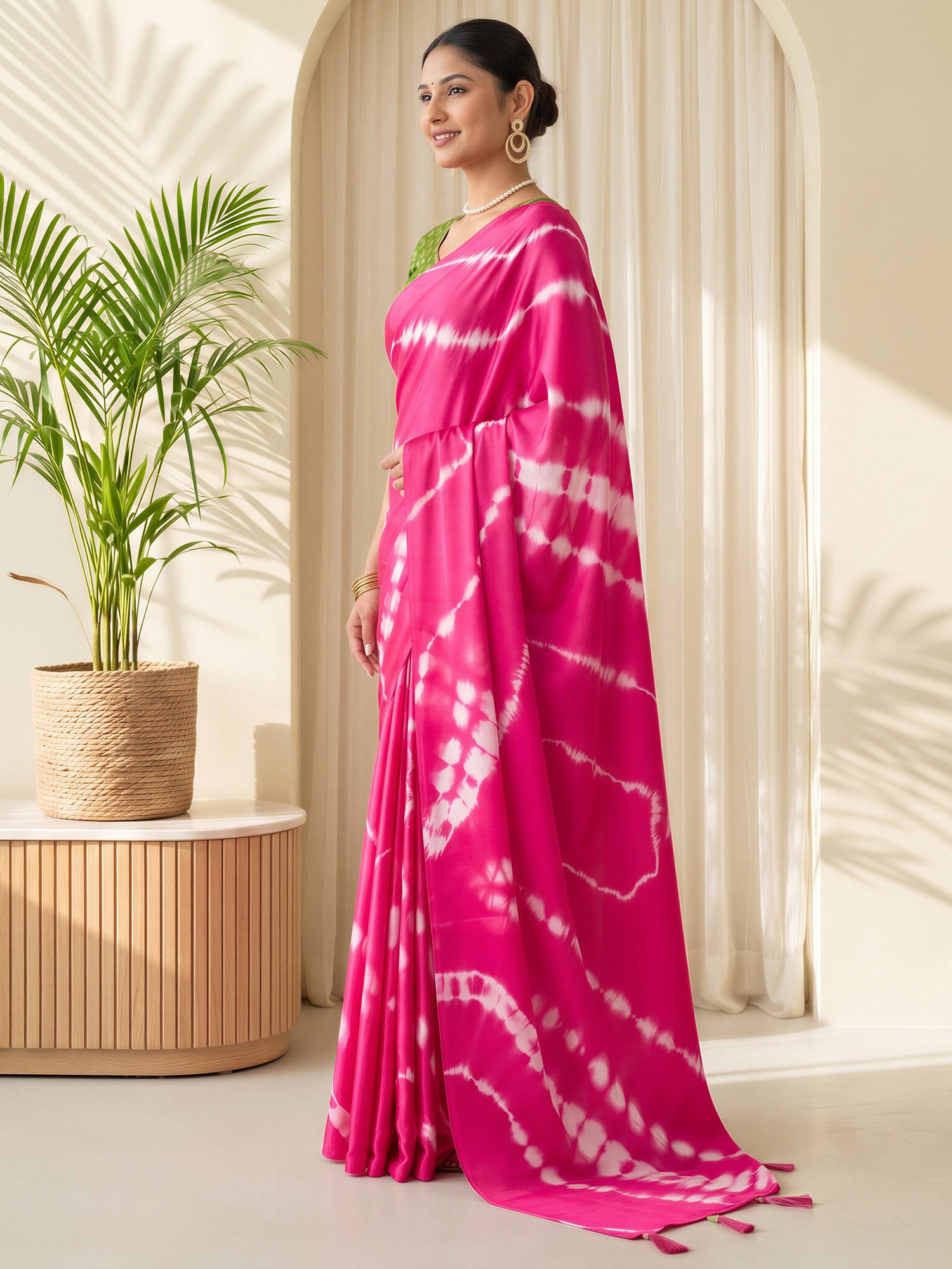 Pink Satin Silk saree – detail view 2